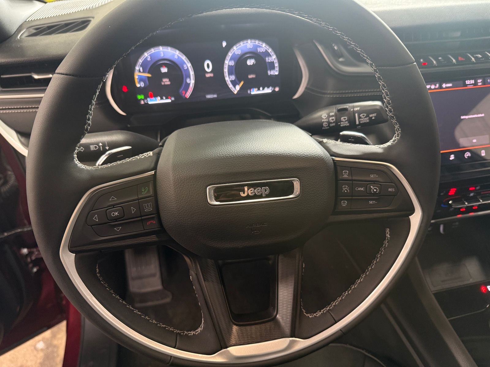 Thumbnail: 2025 Jeep Grand Cherokee - 4