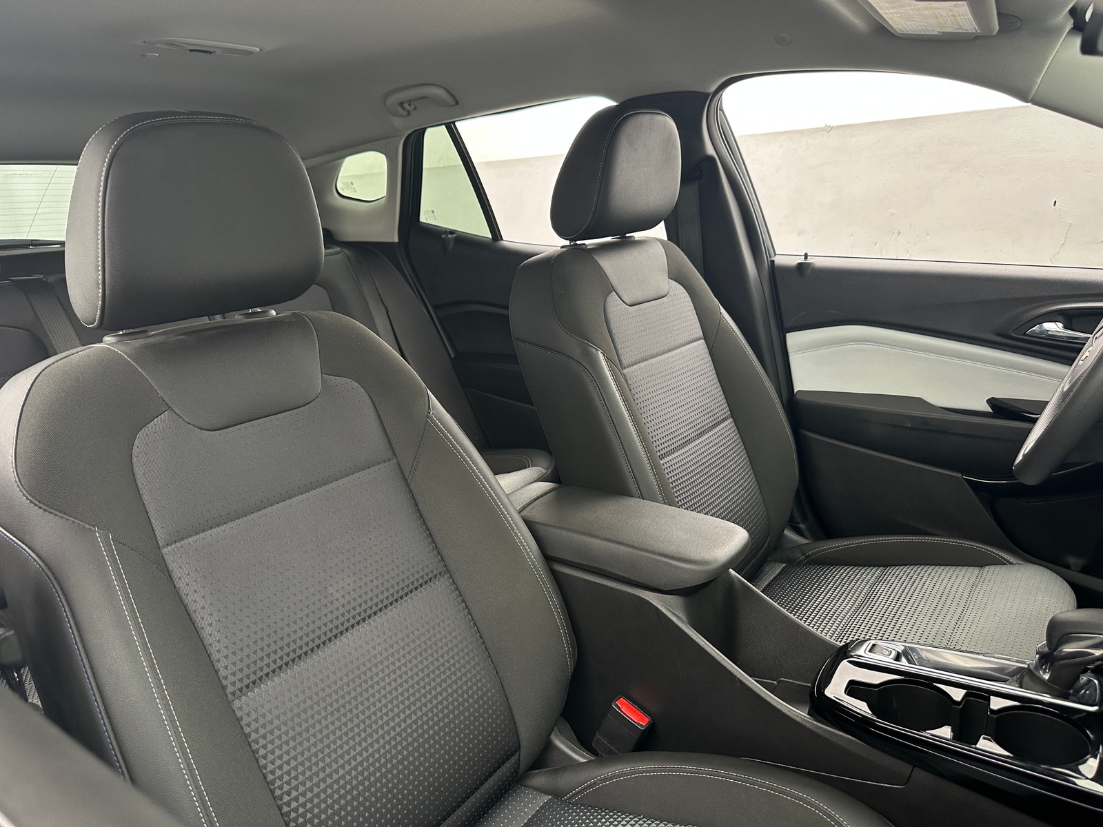 Thumbnail: 2025 Chevrolet Trax - 2