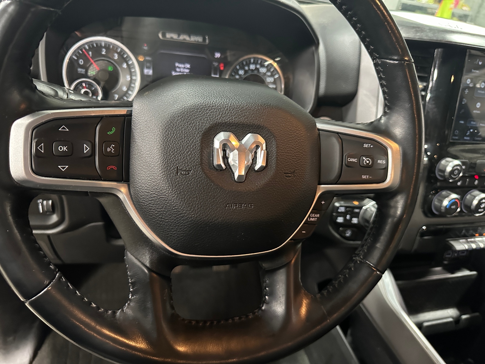 Thumbnail: 2022 RAM 1500 - 5