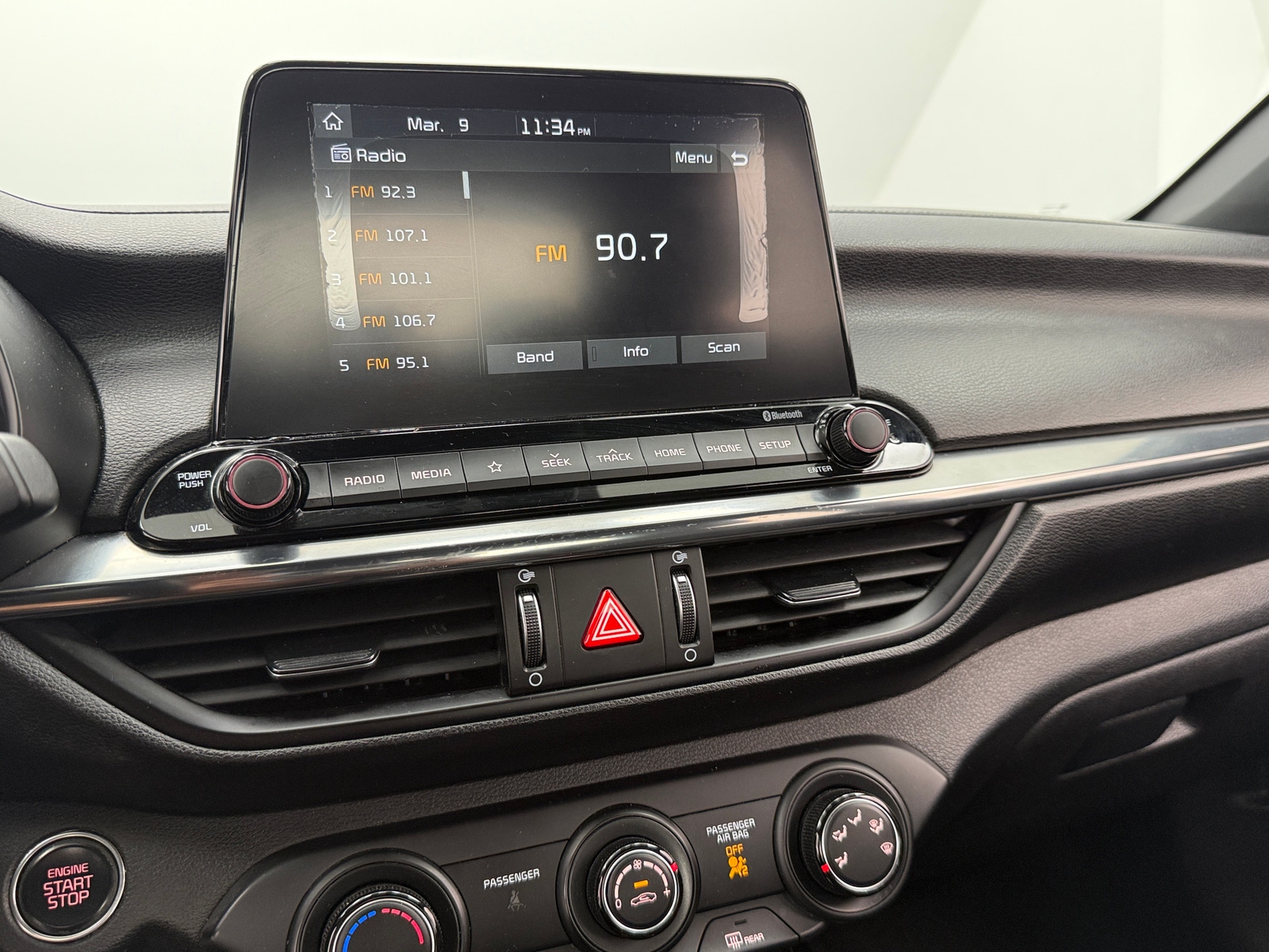 Thumbnail: 2021 Kia Forte - 3