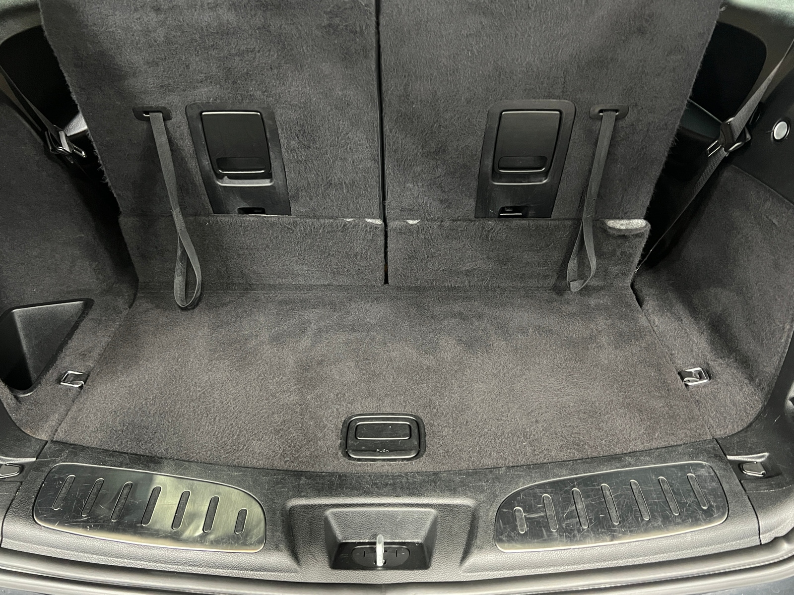 Thumbnail: 2022 Dodge Durango - 6