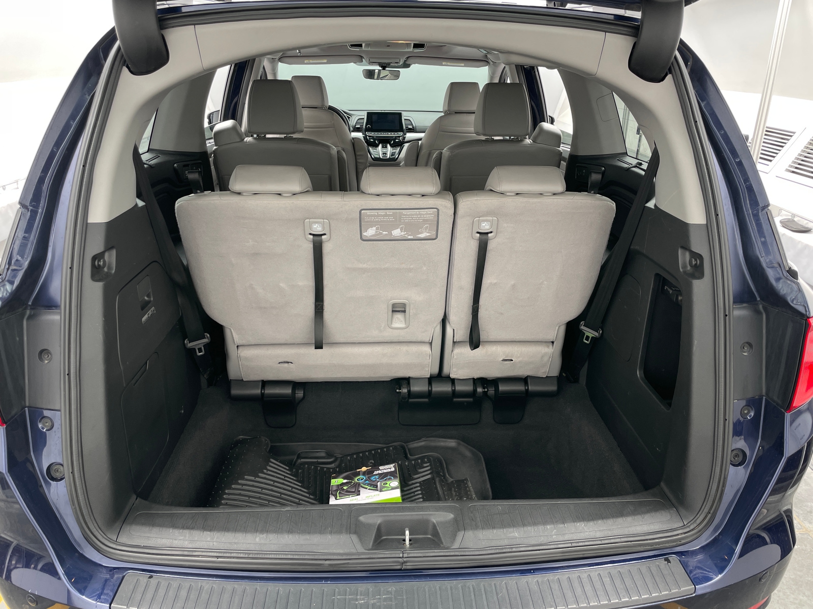 Thumbnail: 2019 Honda Odyssey - 6