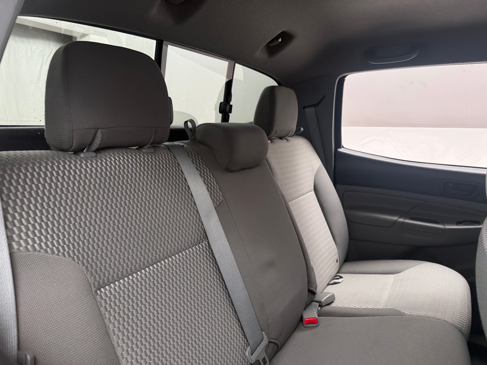 Thumbnail: 2015 Toyota Tacoma - 6