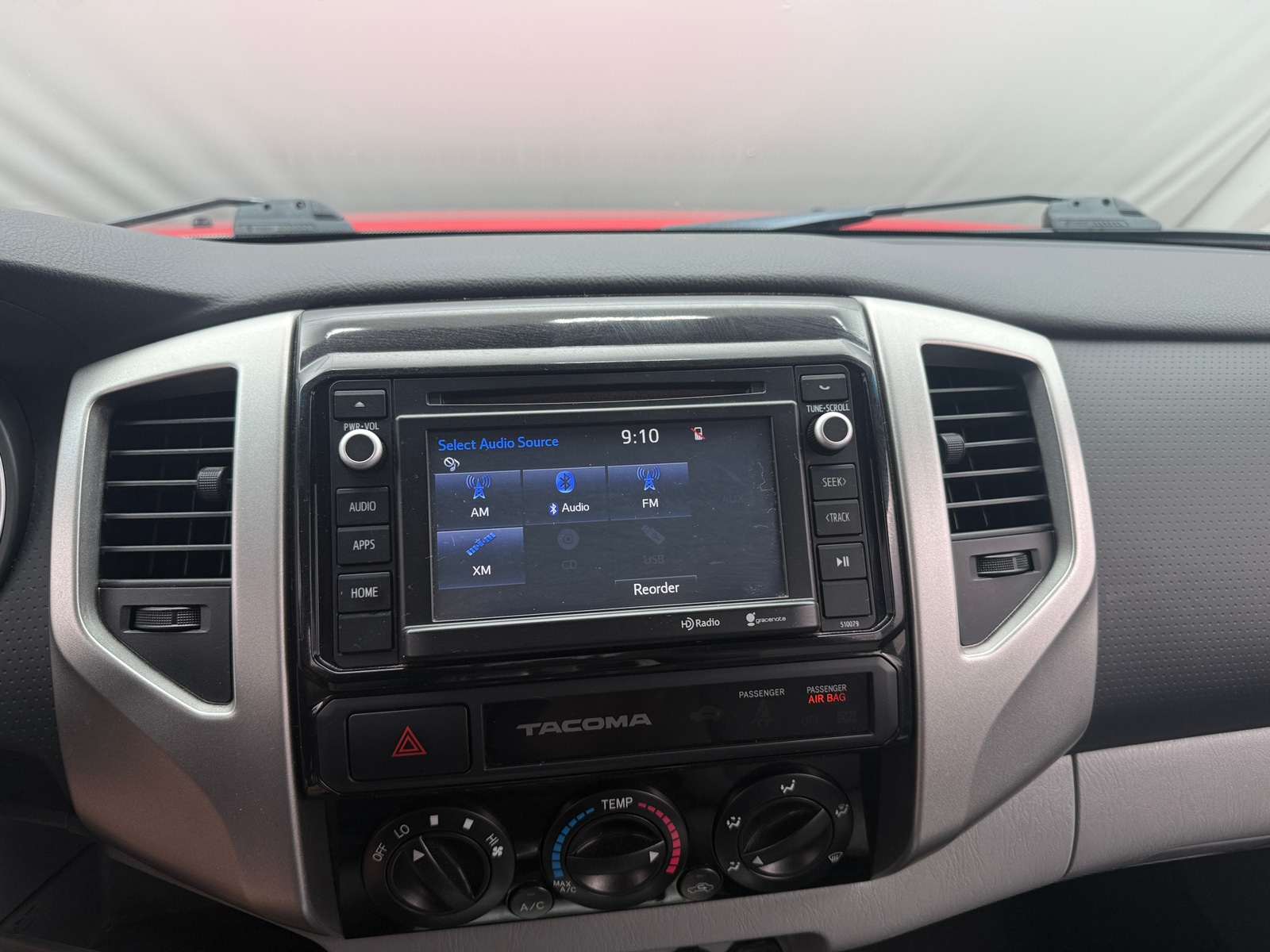 Thumbnail: 2015 Toyota Tacoma - 4