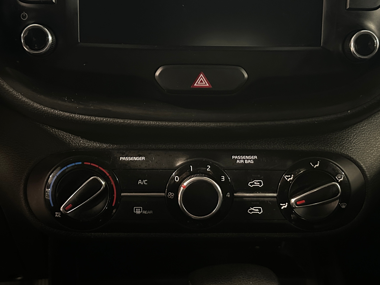 Thumbnail: 2022 Kia Soul - 4