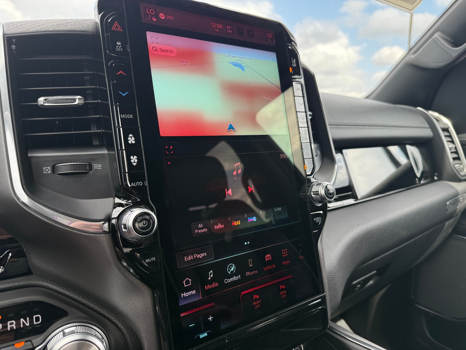 Thumbnail: 2026 RAM 1500 - 3