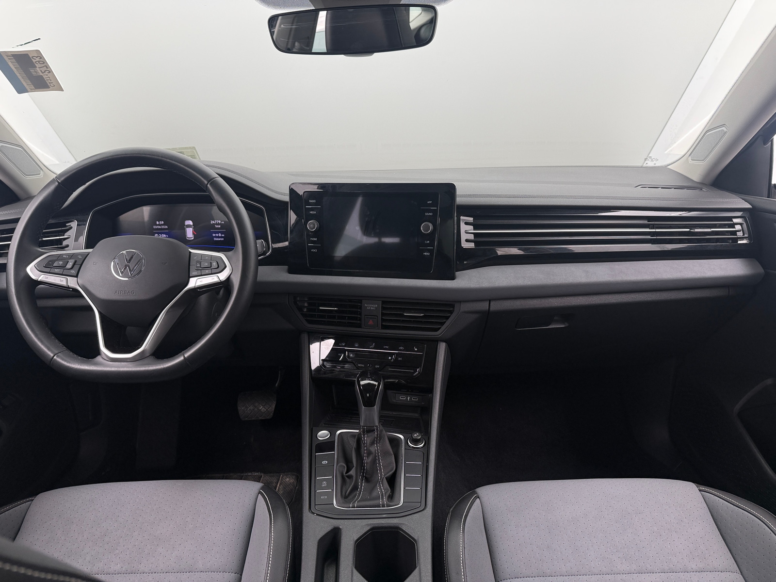 Thumbnail: 2025 Volkswagen Jetta - 2