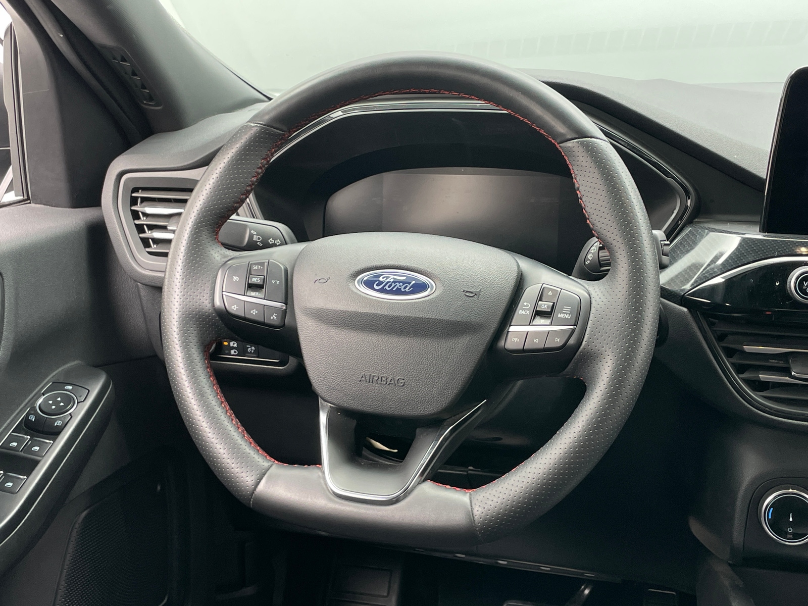 Thumbnail: 2024 Ford Escape - 5