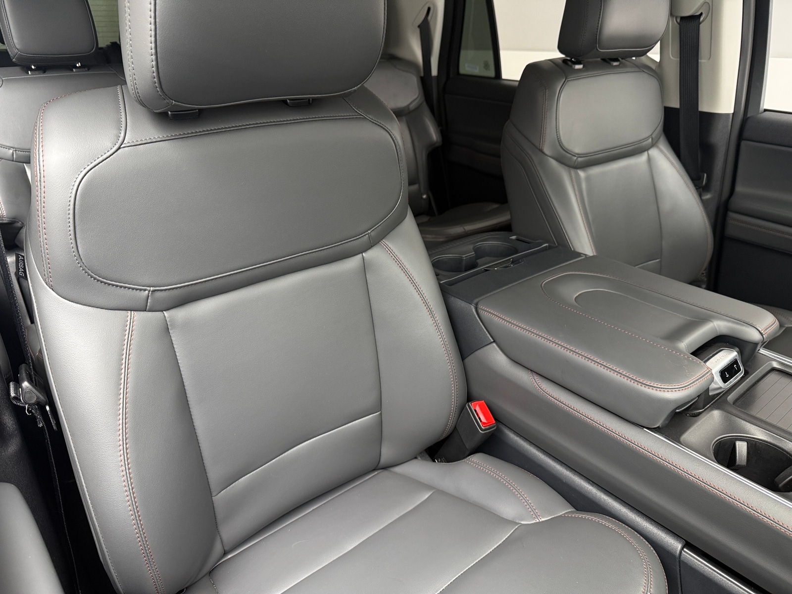 Thumbnail: 2025 Ford Expedition MAX - 2