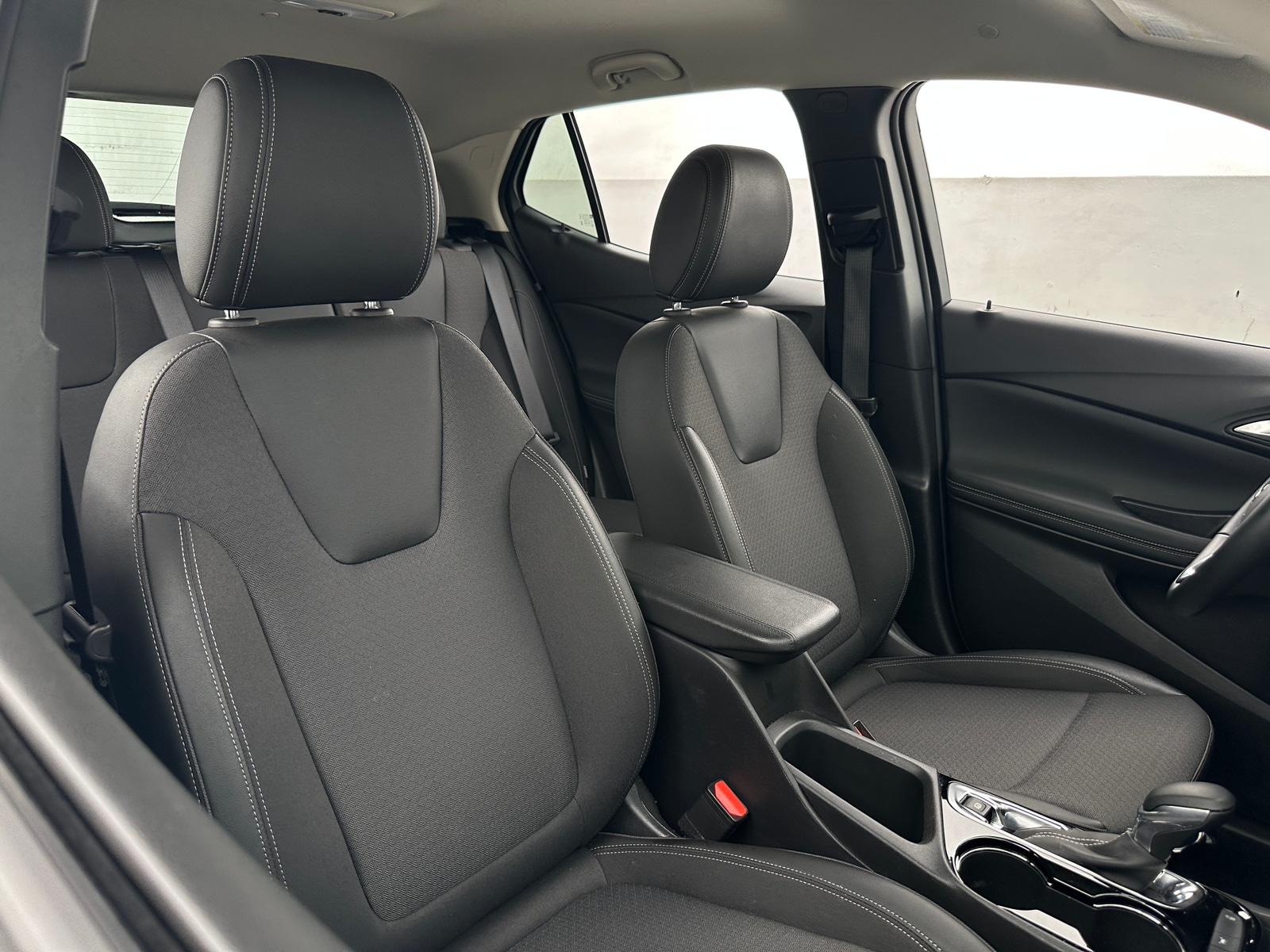 Thumbnail: 2025 Buick Encore GX - 2