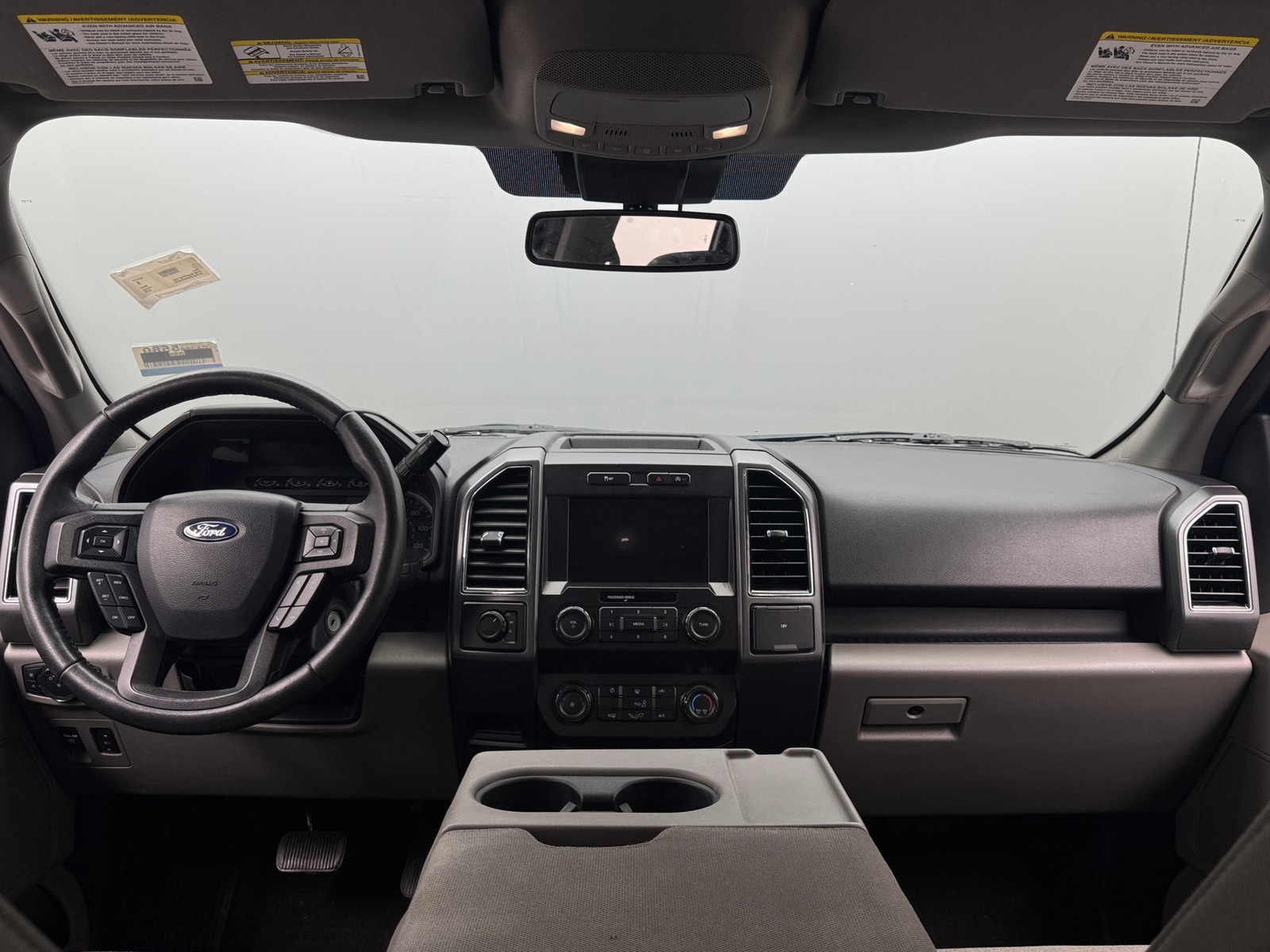 Thumbnail: 2019 Ford Econoline - 3