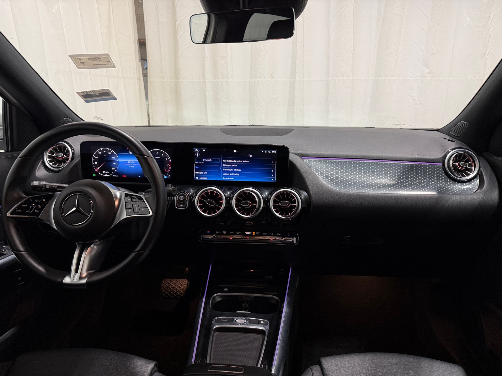 Thumbnail: 2025 Mercedes-Benz GLA - 2