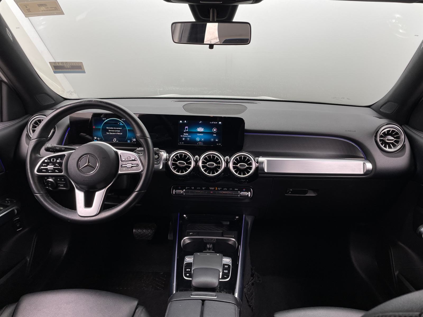 Thumbnail: 2020 Mercedes-Benz GLB - 2