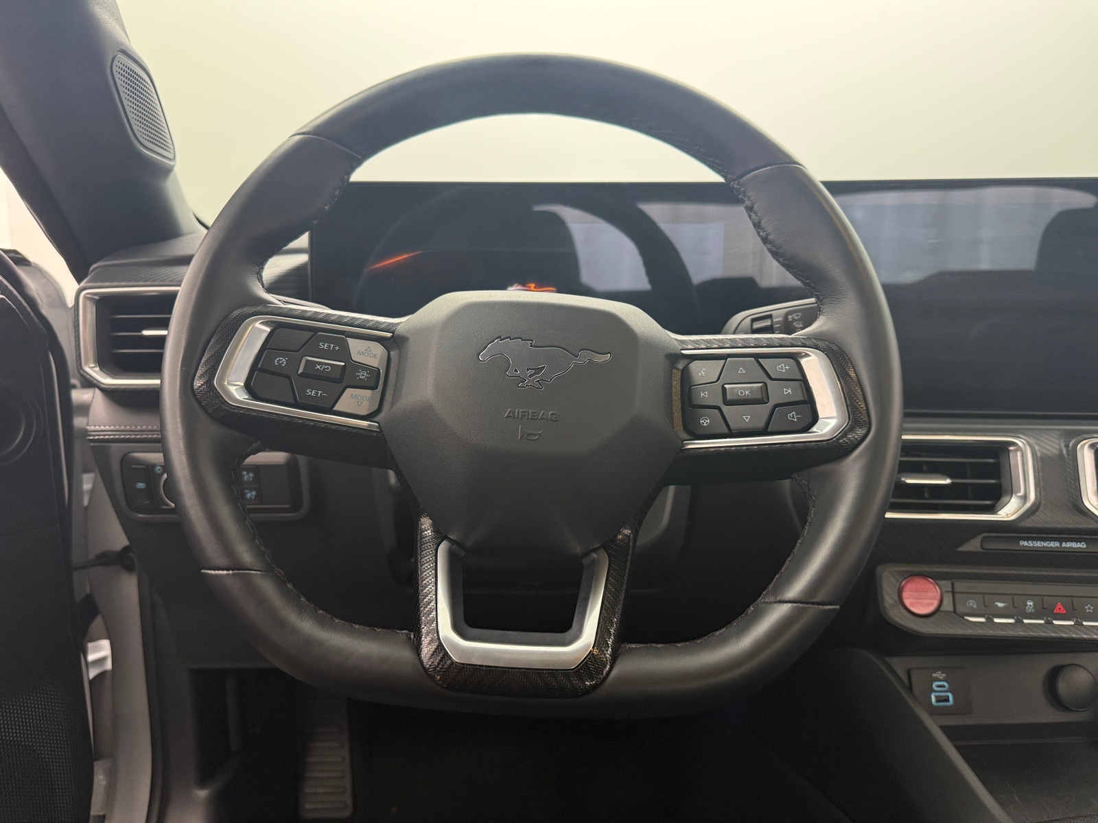 Thumbnail: 2025 Ford Mustang - 3