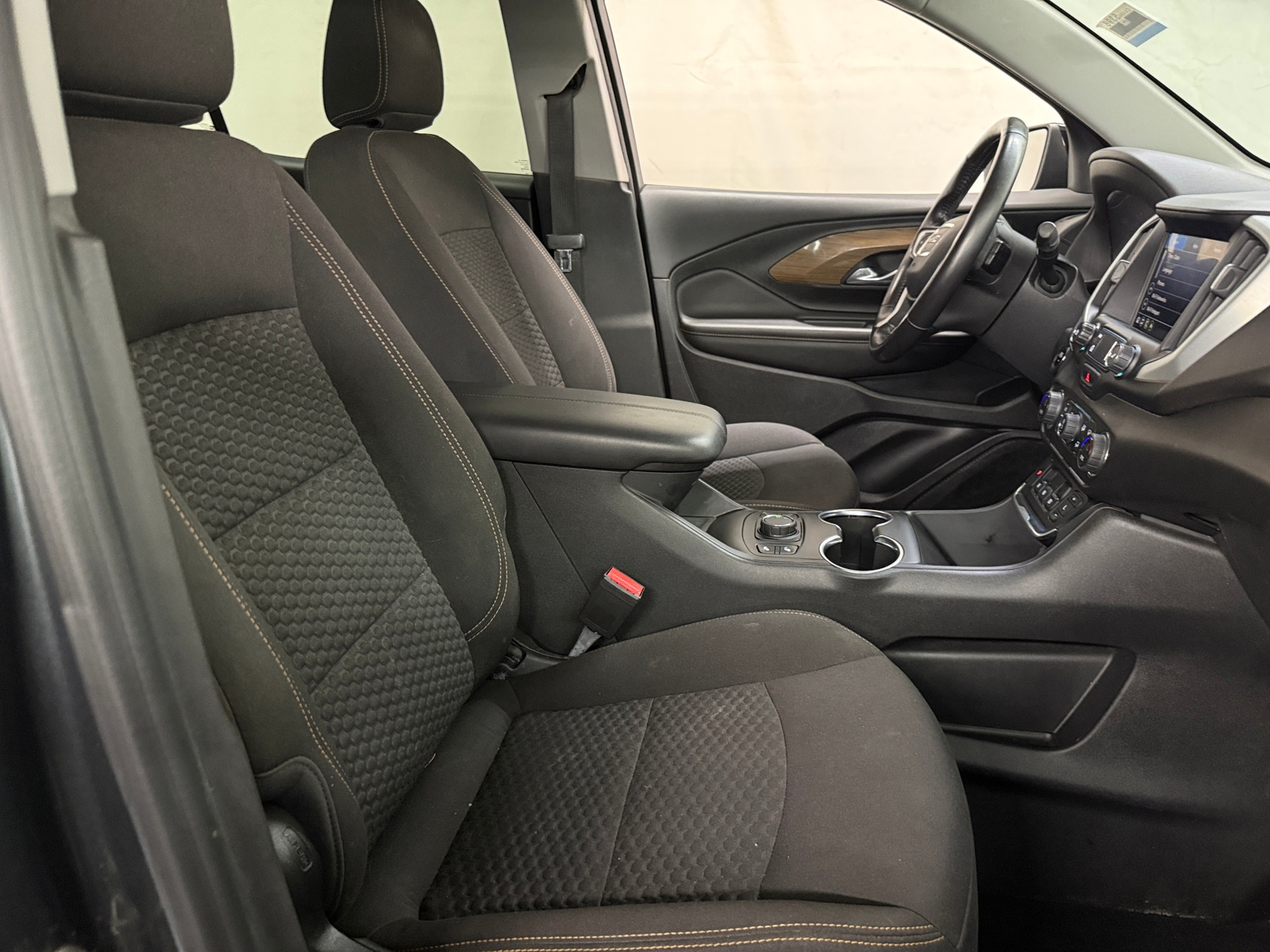 Thumbnail: 2020 GMC Terrain - 2