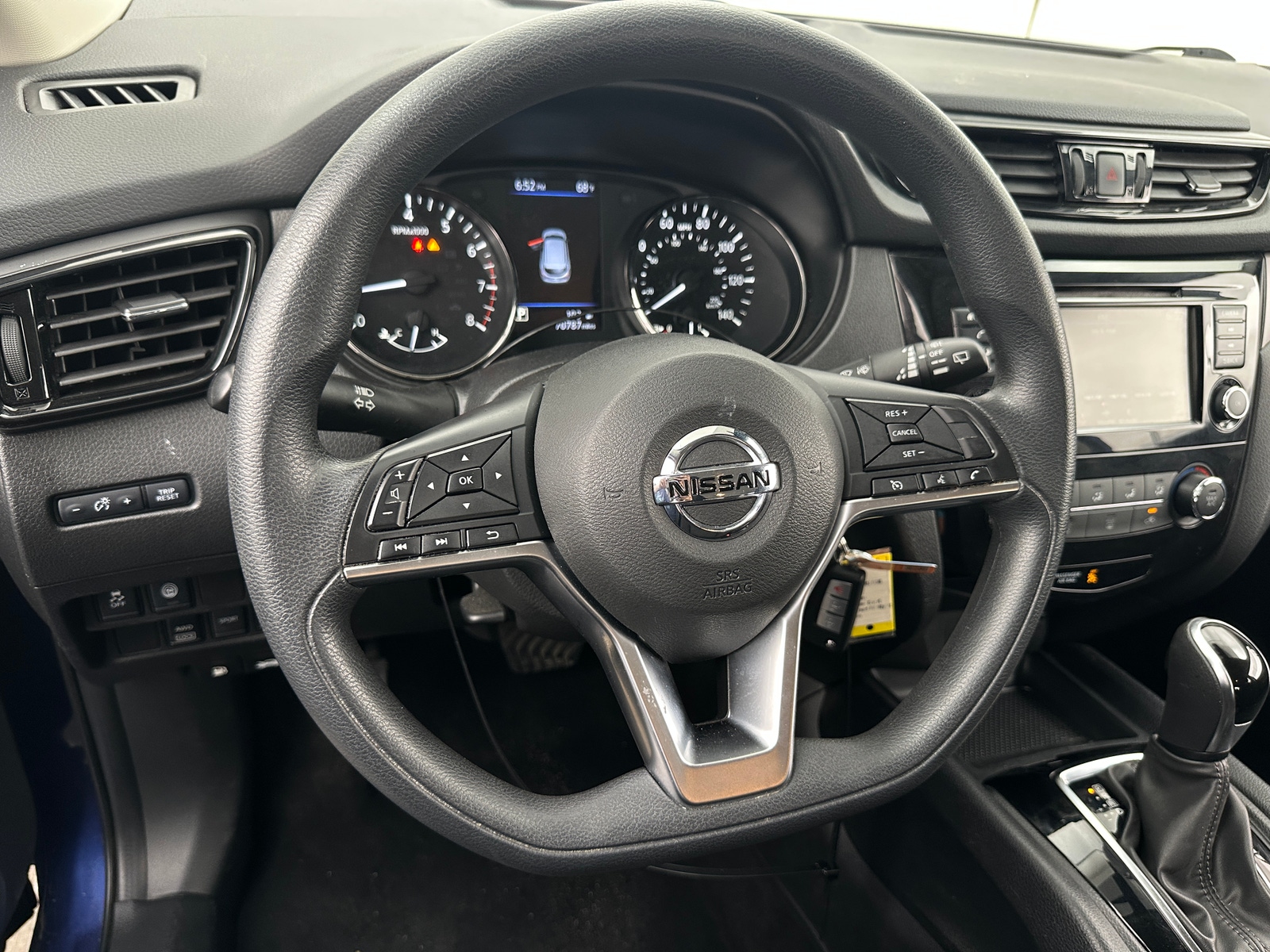 Thumbnail: 2022 Nissan Rogue Sport - 5