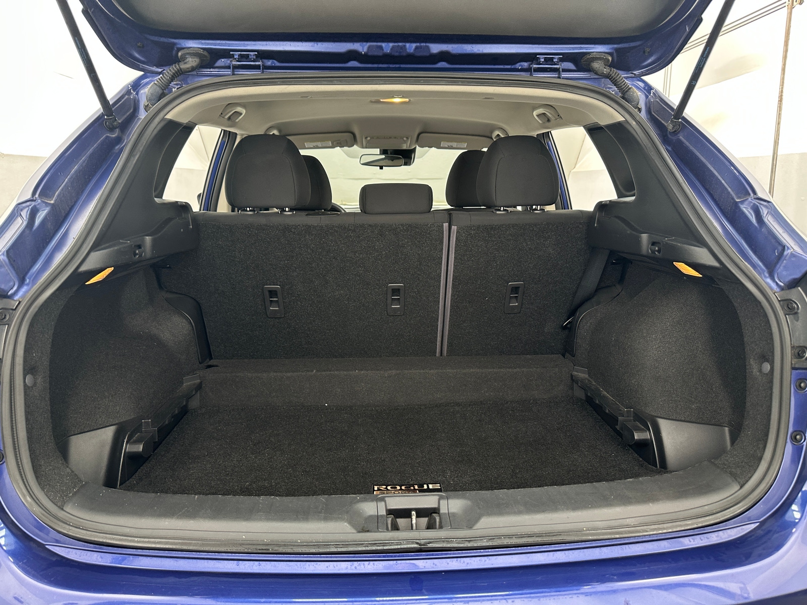 Thumbnail: 2022 Nissan Rogue Sport - 7