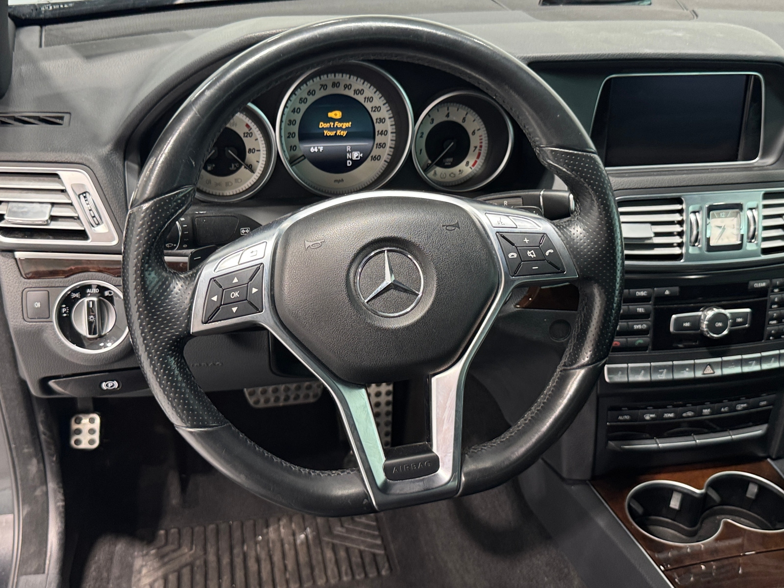 Thumbnail: 2015 Mercedes-Benz E-Class - 4