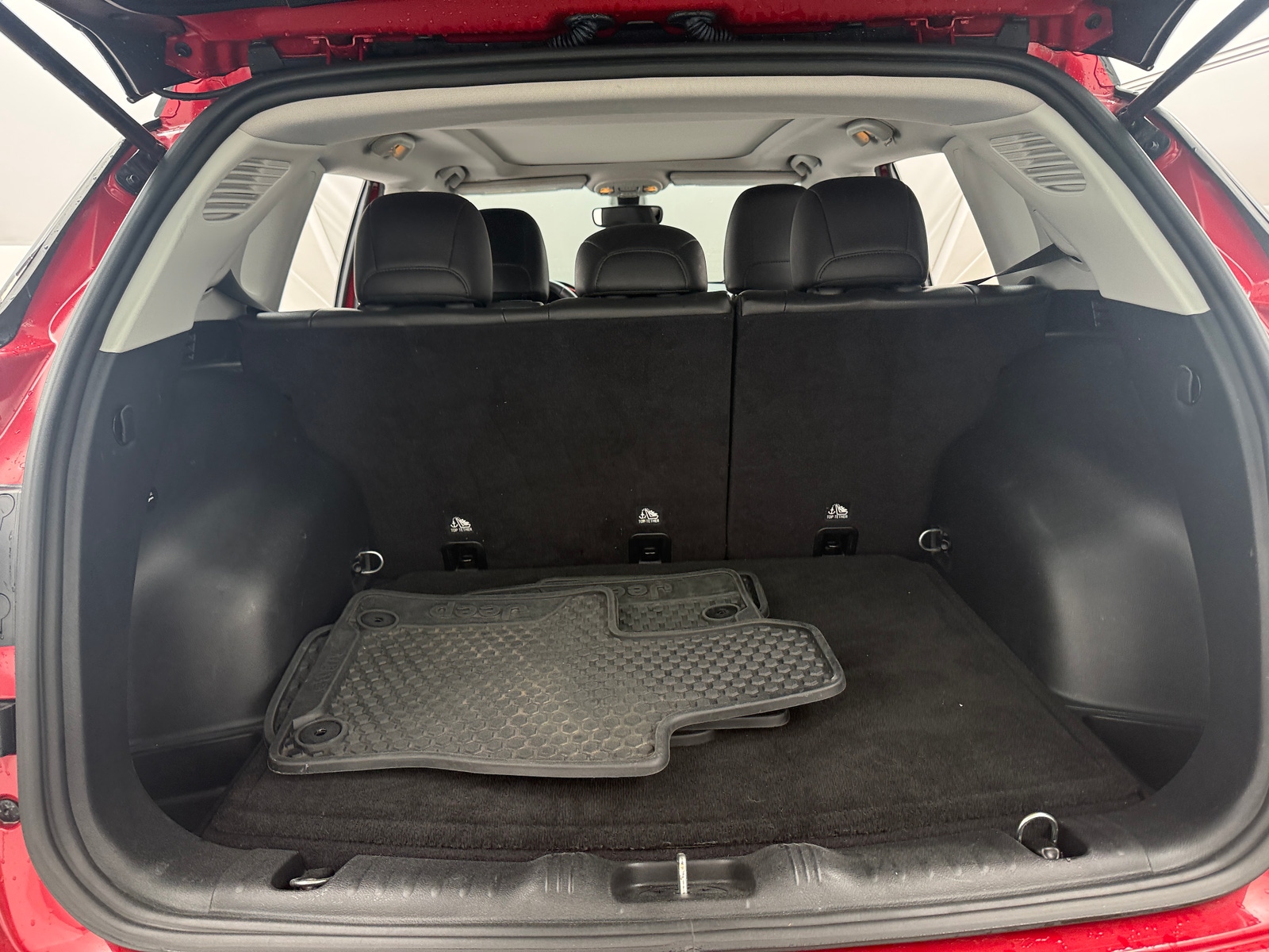 Thumbnail: 2018 Jeep Compass - 7