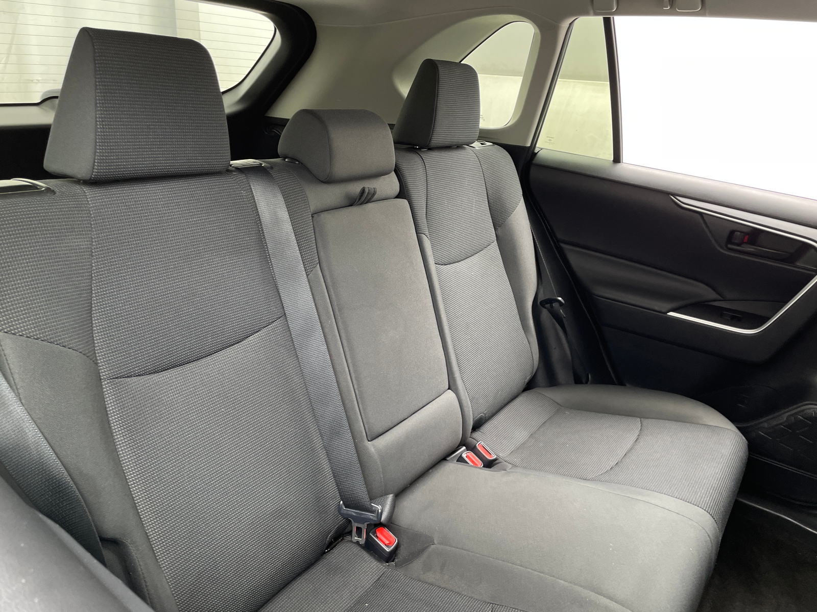 Thumbnail: 2019 Toyota RAV4 - 6