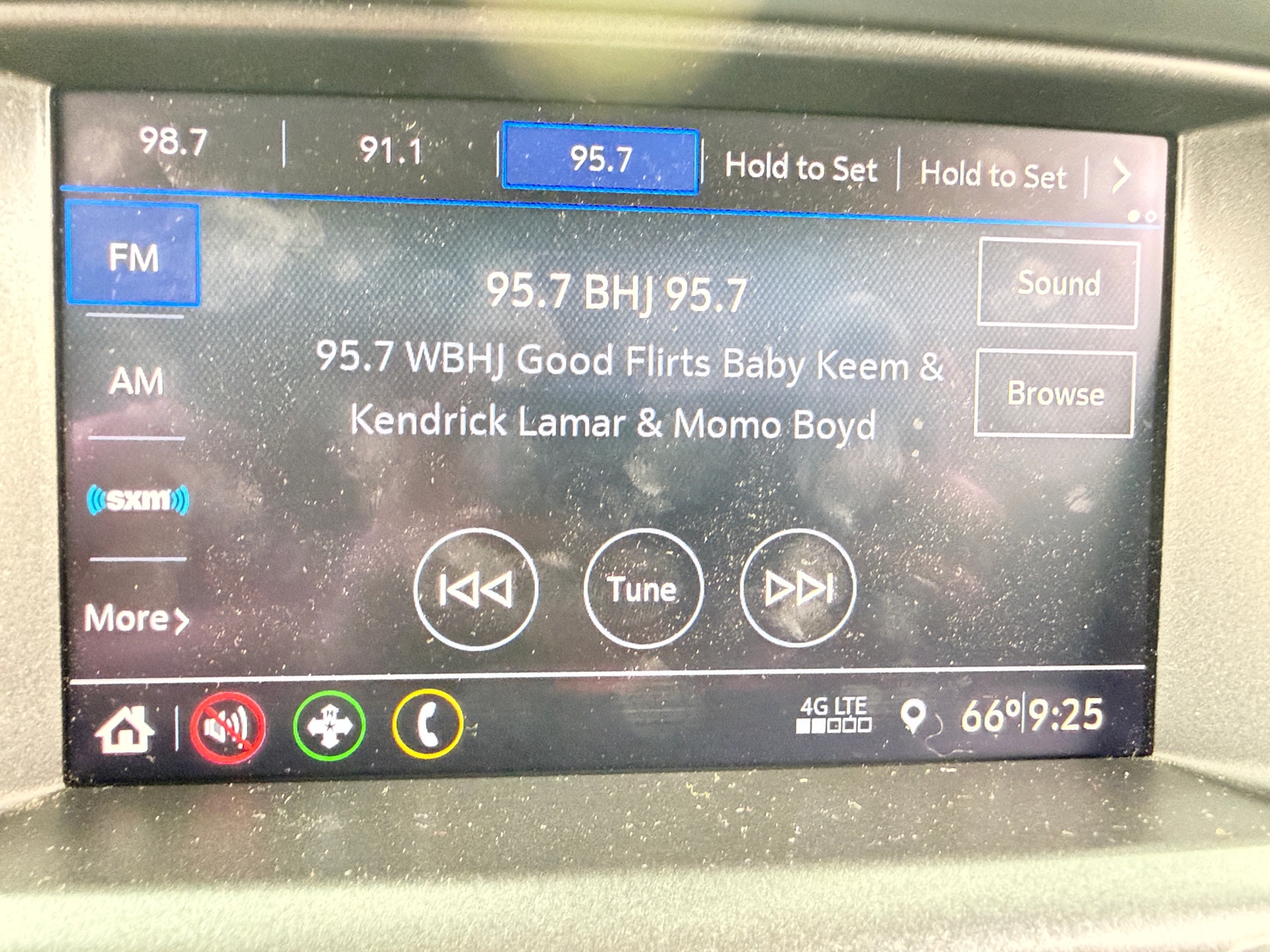 Thumbnail: 2022 Chevrolet Colorado - 4