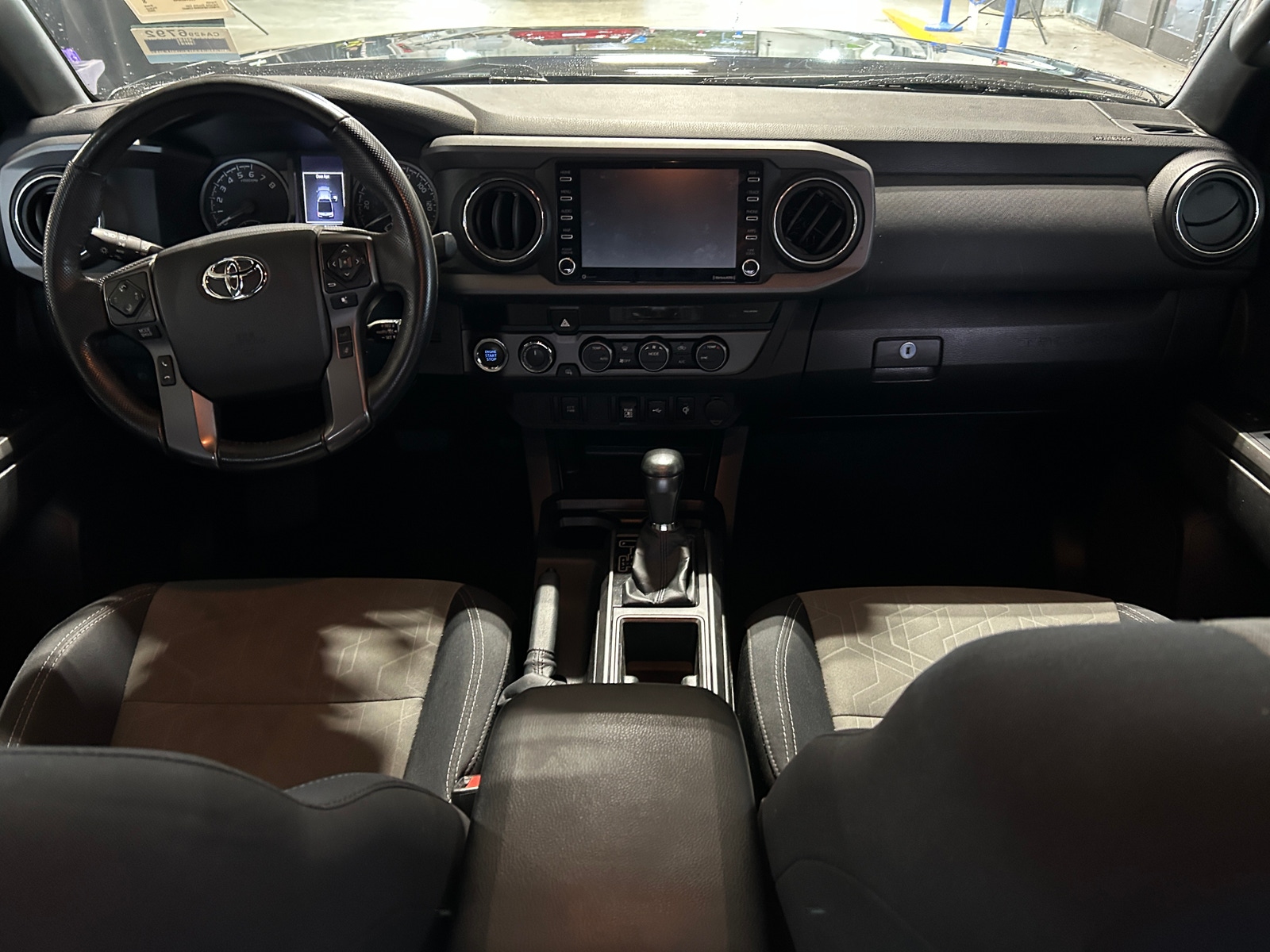 Thumbnail: 2022 Toyota Tacoma - 3