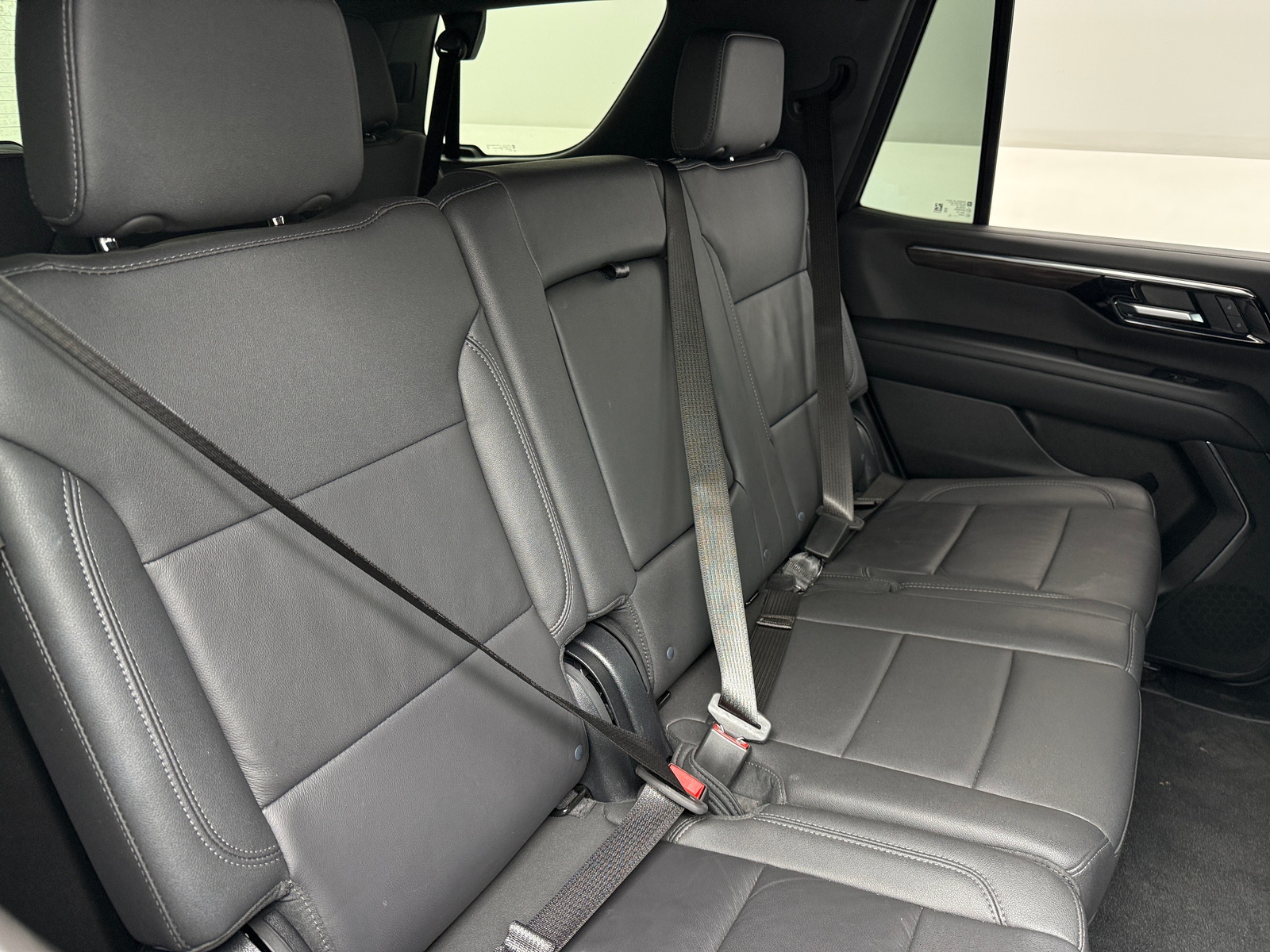 Thumbnail: 2025 Chevrolet Tahoe - 5