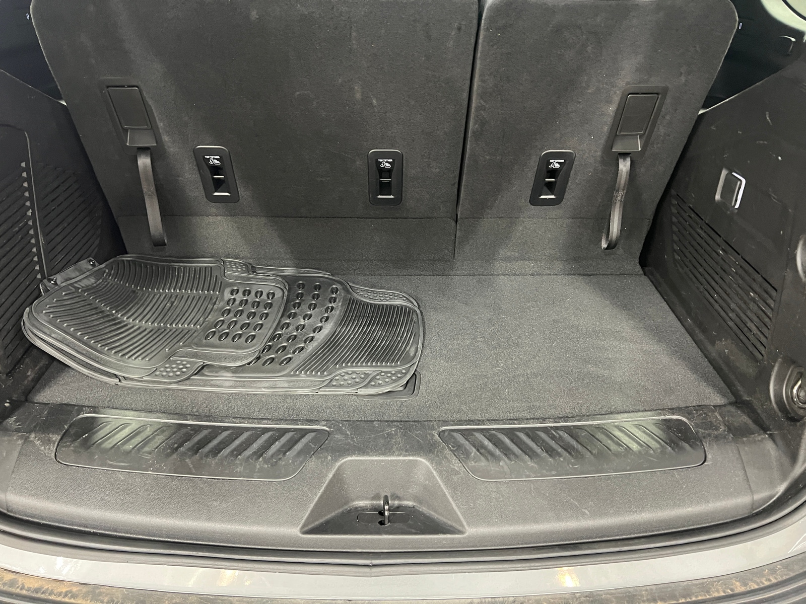 Thumbnail: 2025 Chevrolet Tahoe - 6