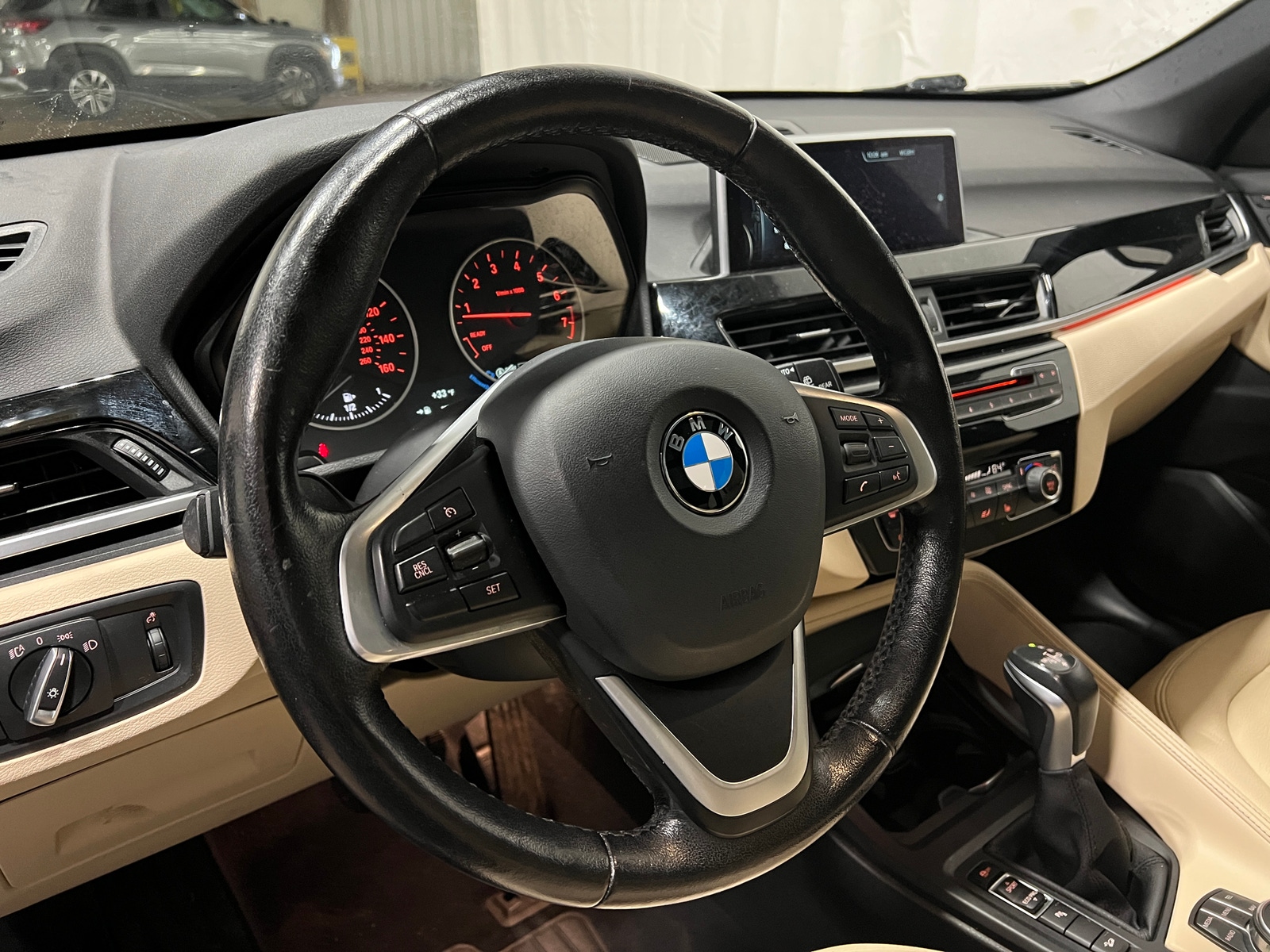 Thumbnail: 2017 BMW X1 - 4