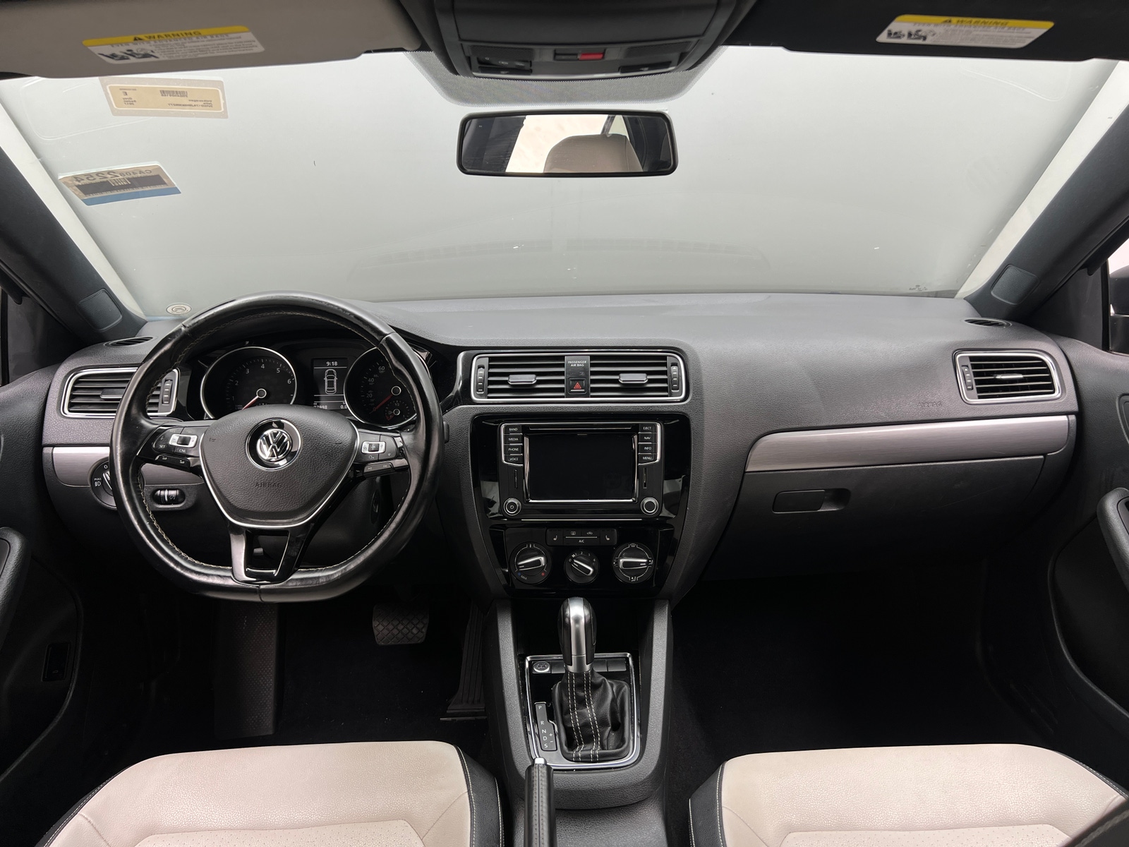 Thumbnail: 2017 Volkswagen Jetta - 2