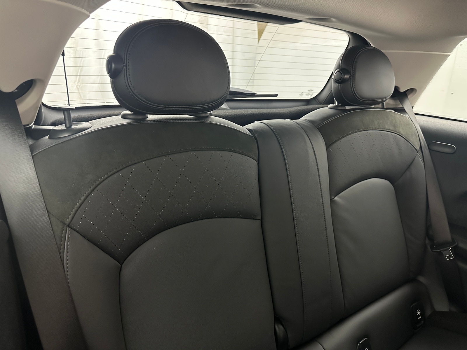 Thumbnail: 2022 MINI Cooper Hardtop - 4