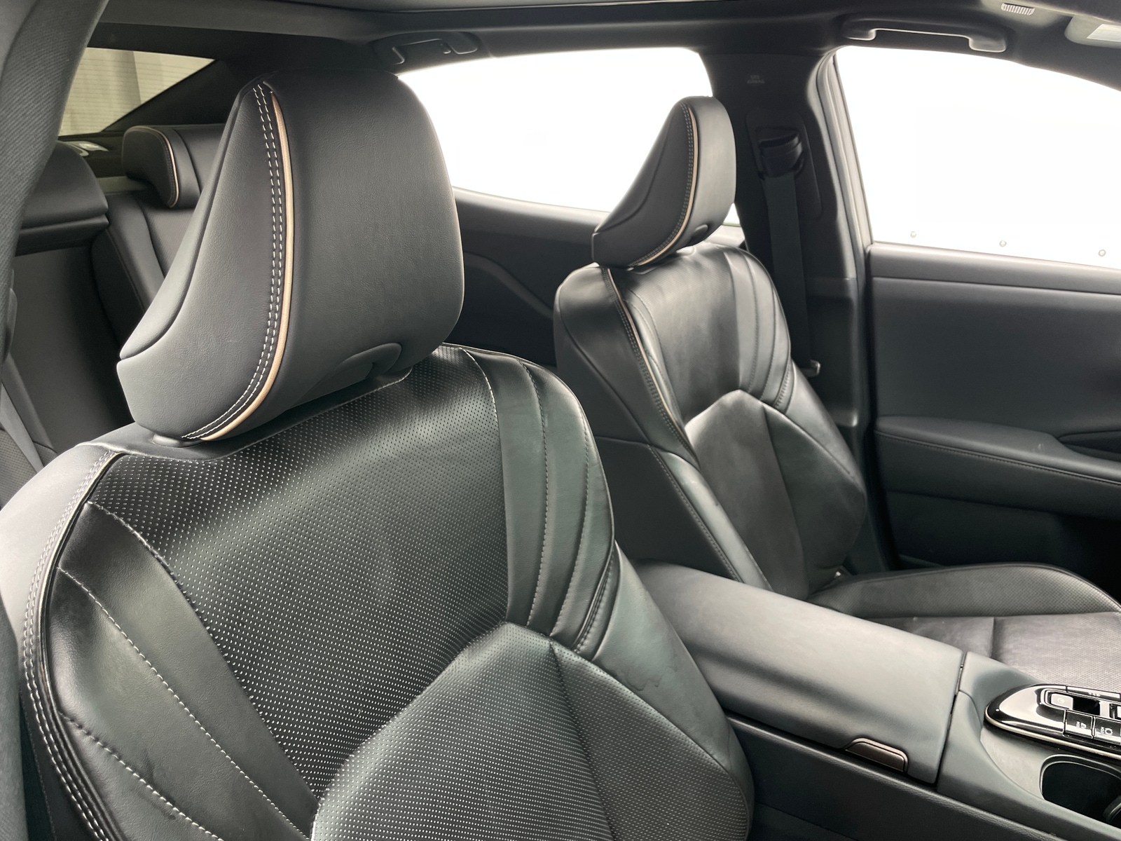 Thumbnail: 2024 Toyota Crown - 2