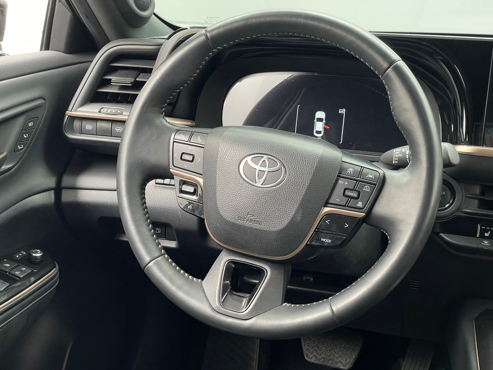 Thumbnail: 2024 Toyota Crown - 5