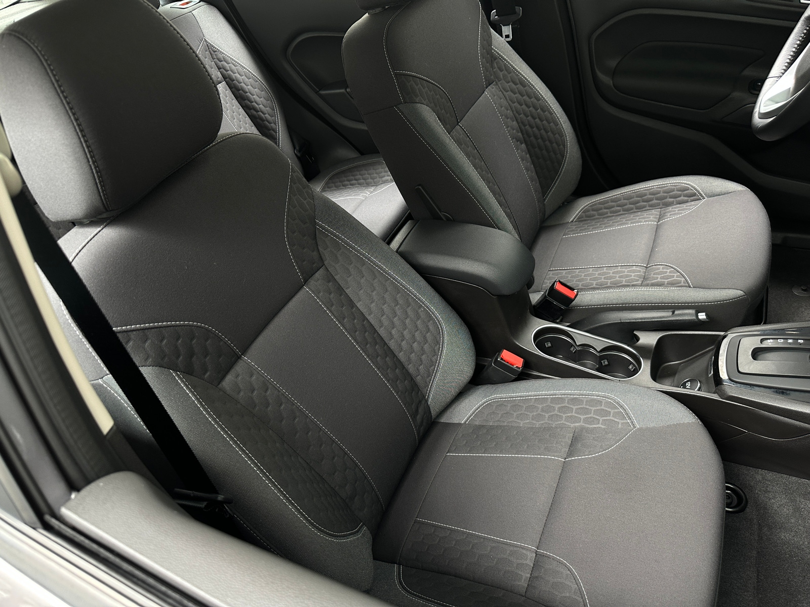 Thumbnail: 2014 Ford Fiesta - 2