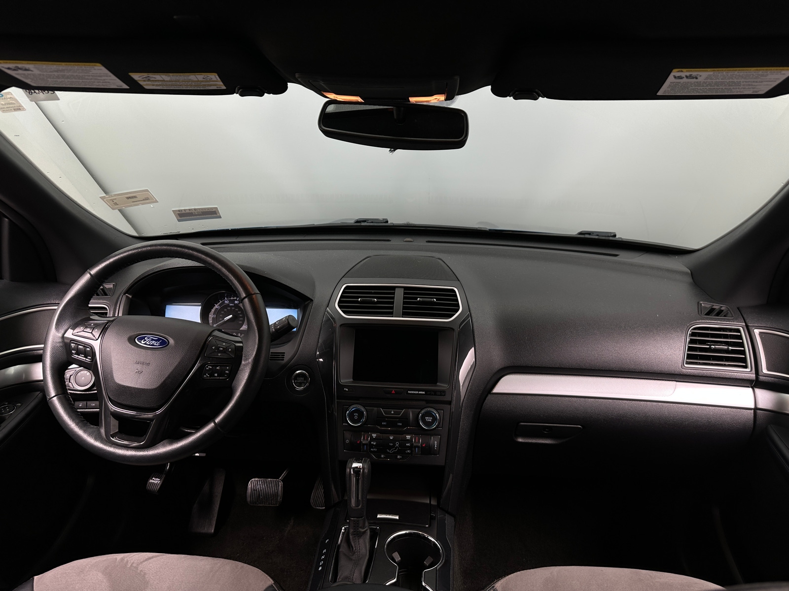 Thumbnail: 2017 Ford Explorer - 3