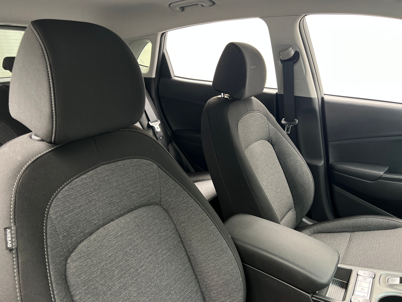 Thumbnail: 2023 Hyundai Kona - 2