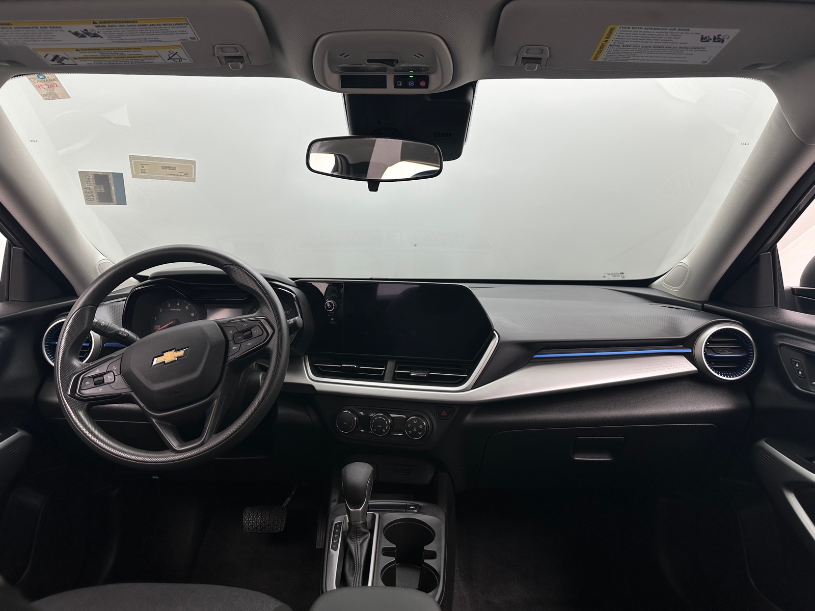 Thumbnail: 2024 Chevrolet Trax - 3