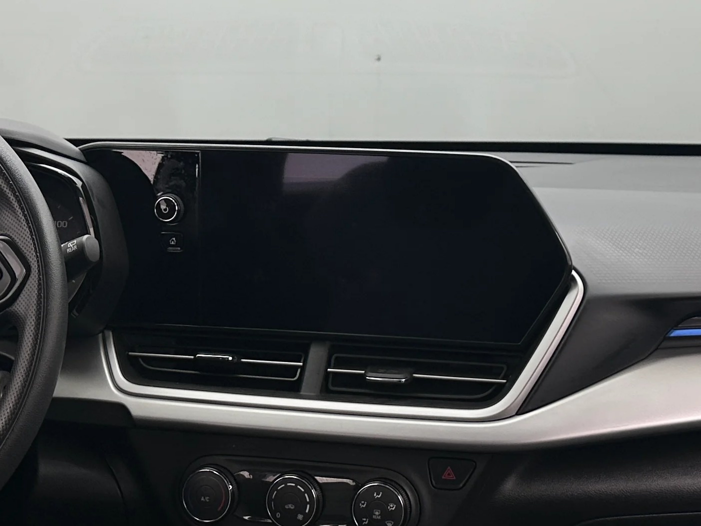 Thumbnail: 2024 Chevrolet Trax - 4