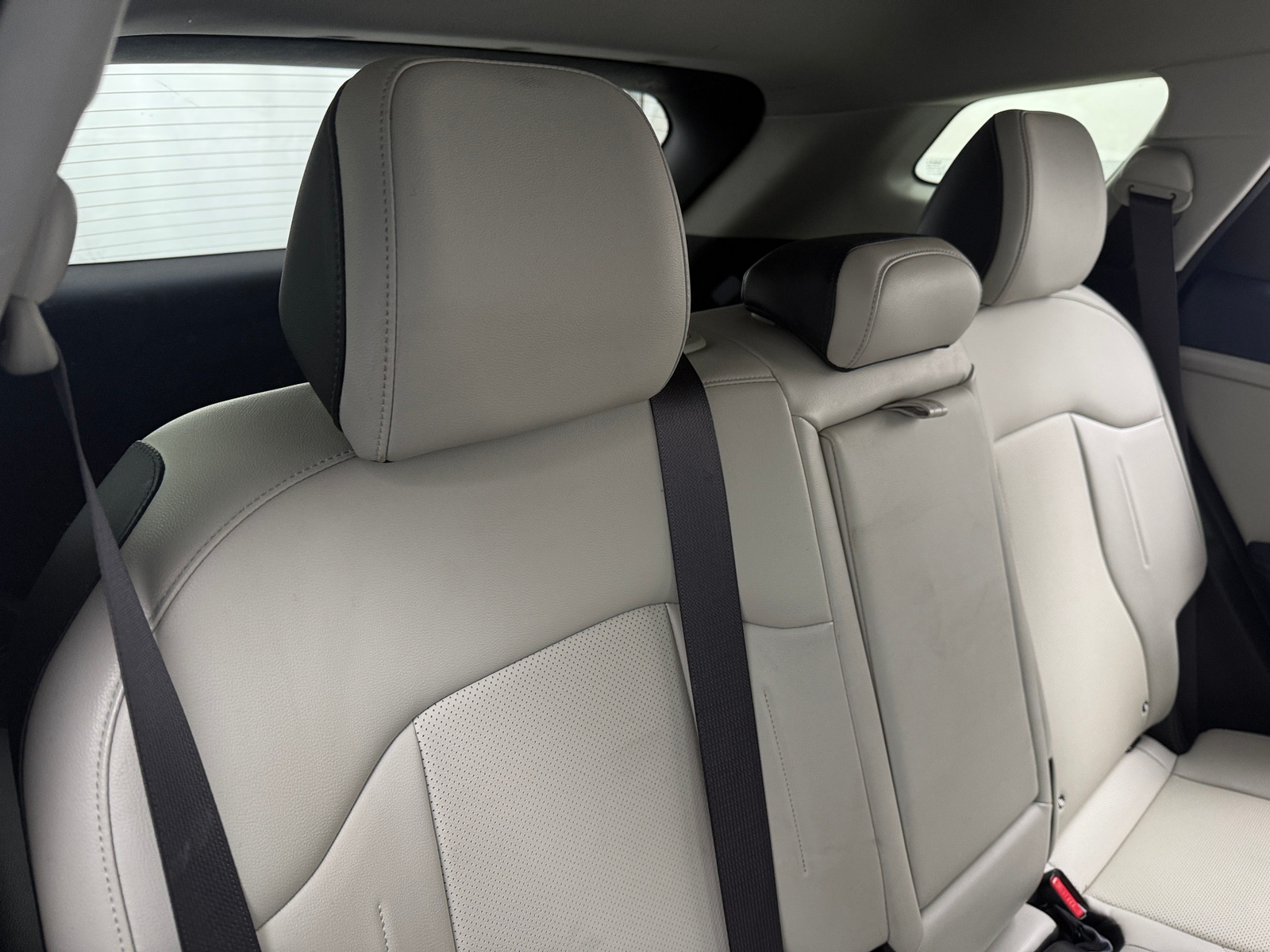 Thumbnail: 2023 Kia Sportage - 5