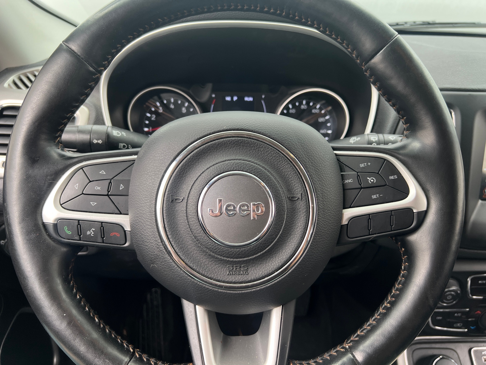 Thumbnail: 2020 Jeep Compass - 4