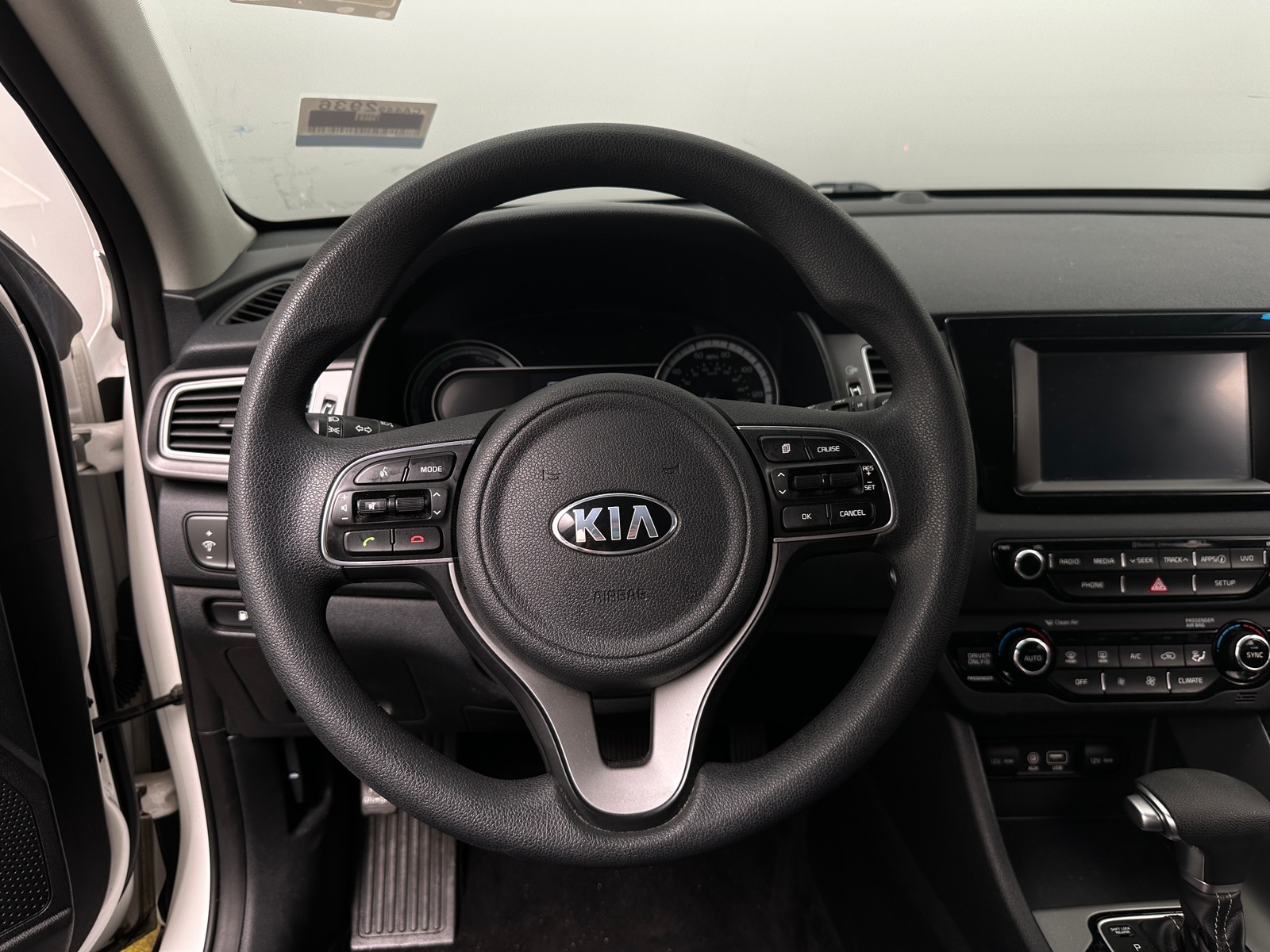 Thumbnail: 2018 Kia Niro - 5