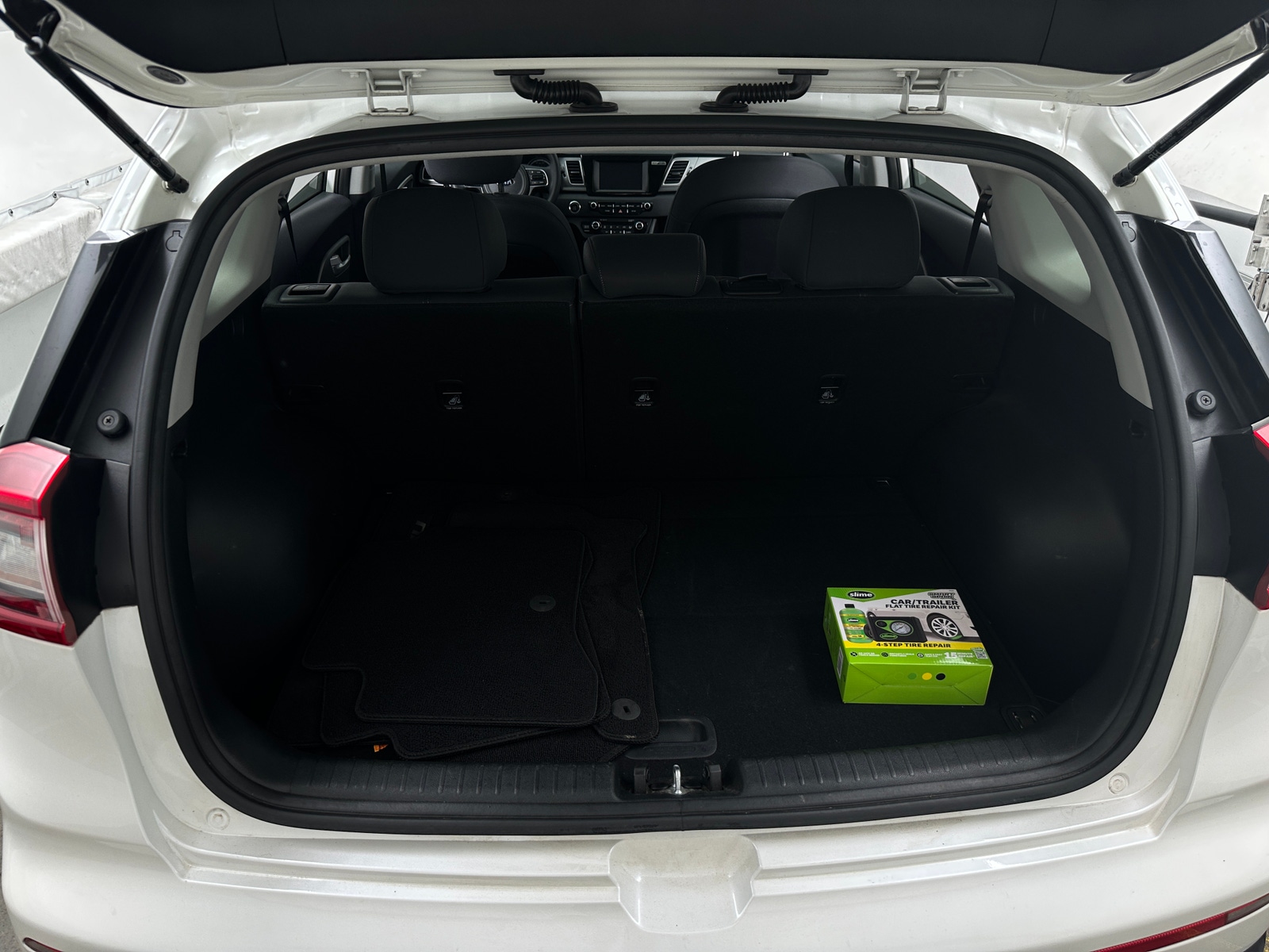 Thumbnail: 2018 Kia Niro - 7