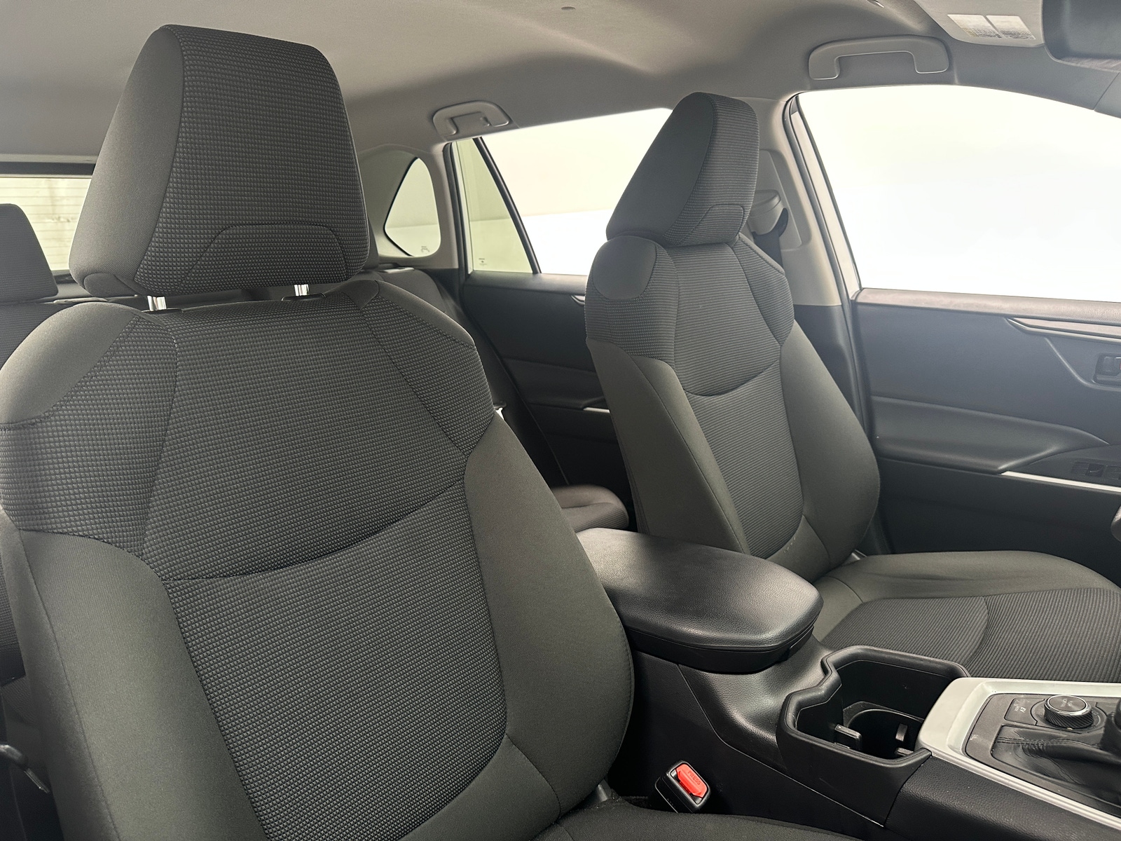 Thumbnail: 2025 Toyota RAV4 - 2