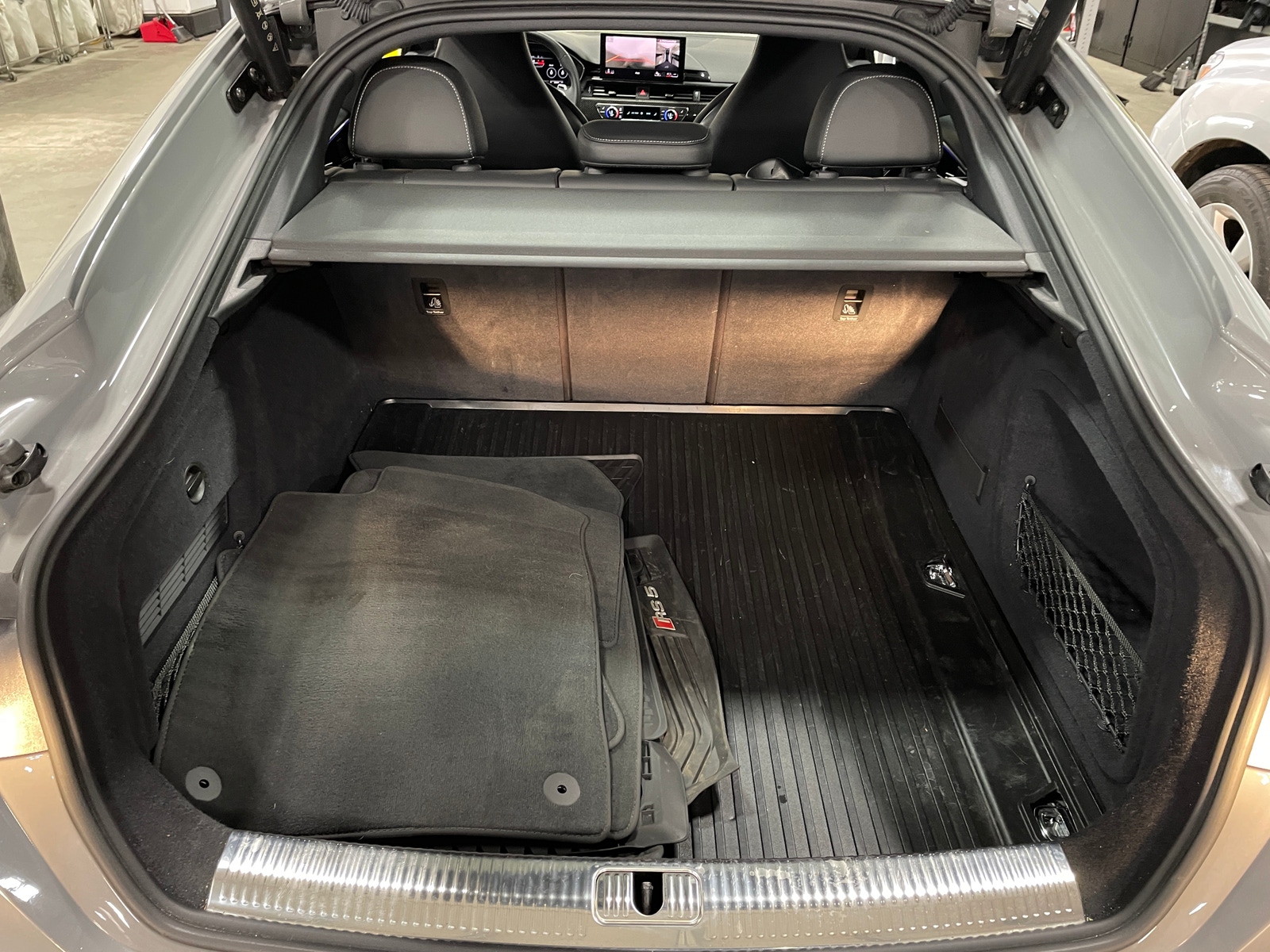 Thumbnail: 2024 Audi RS 5 - 6