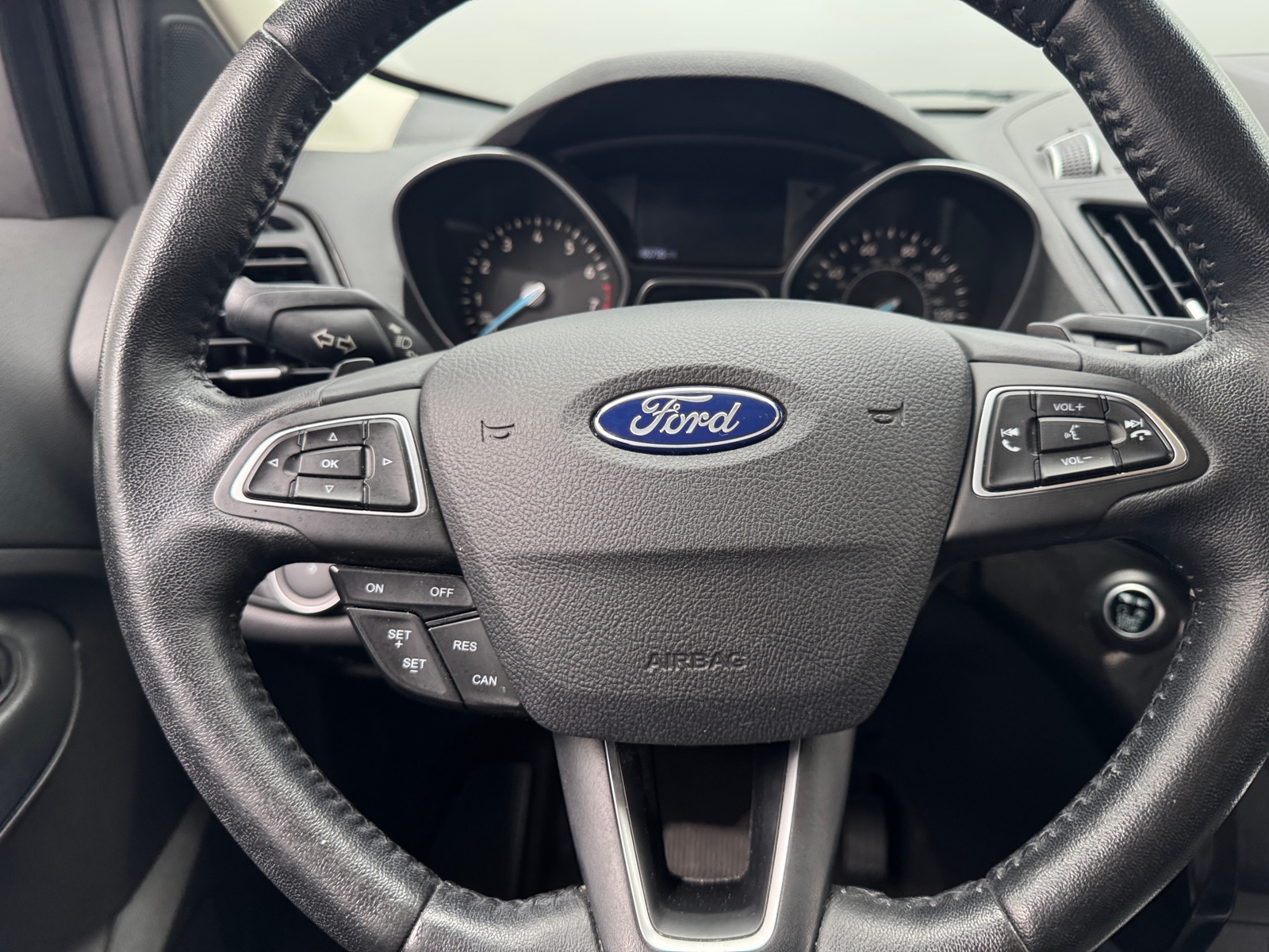 Thumbnail: 2017 Ford Escape - 4