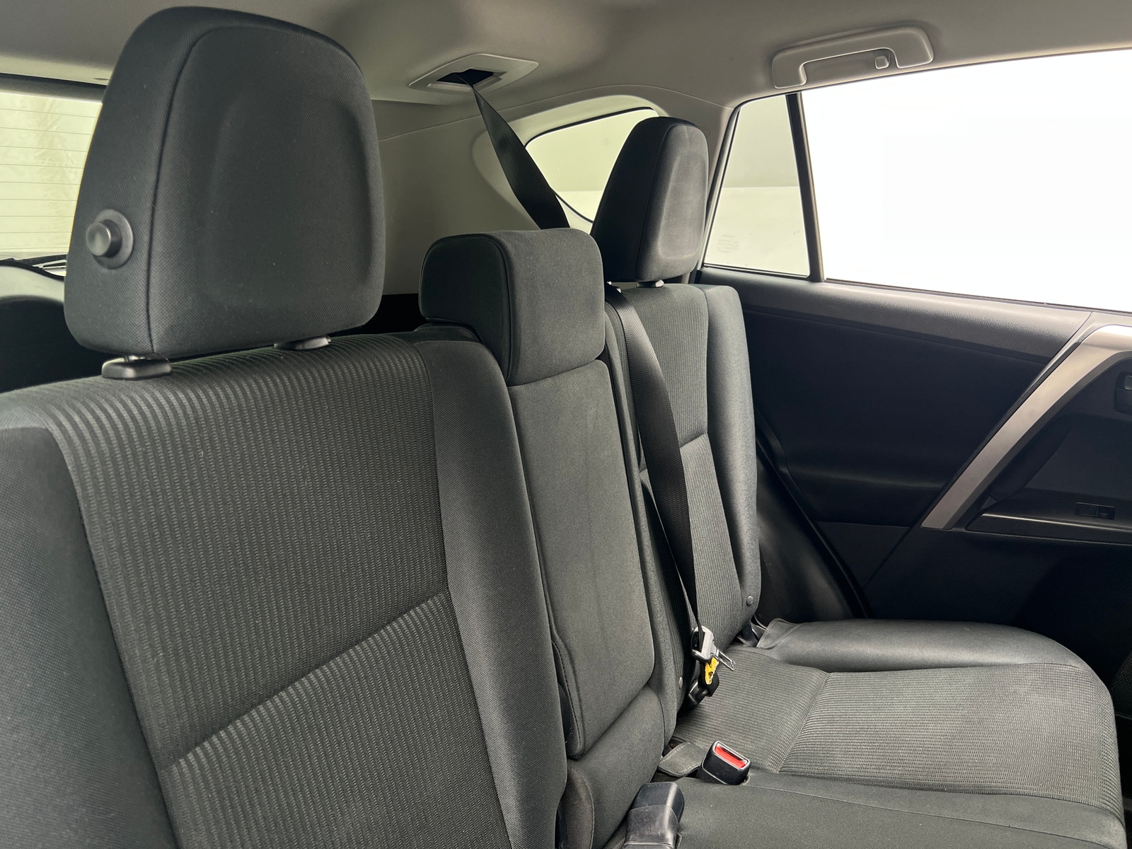 Thumbnail: 2018 Toyota RAV4 - 6