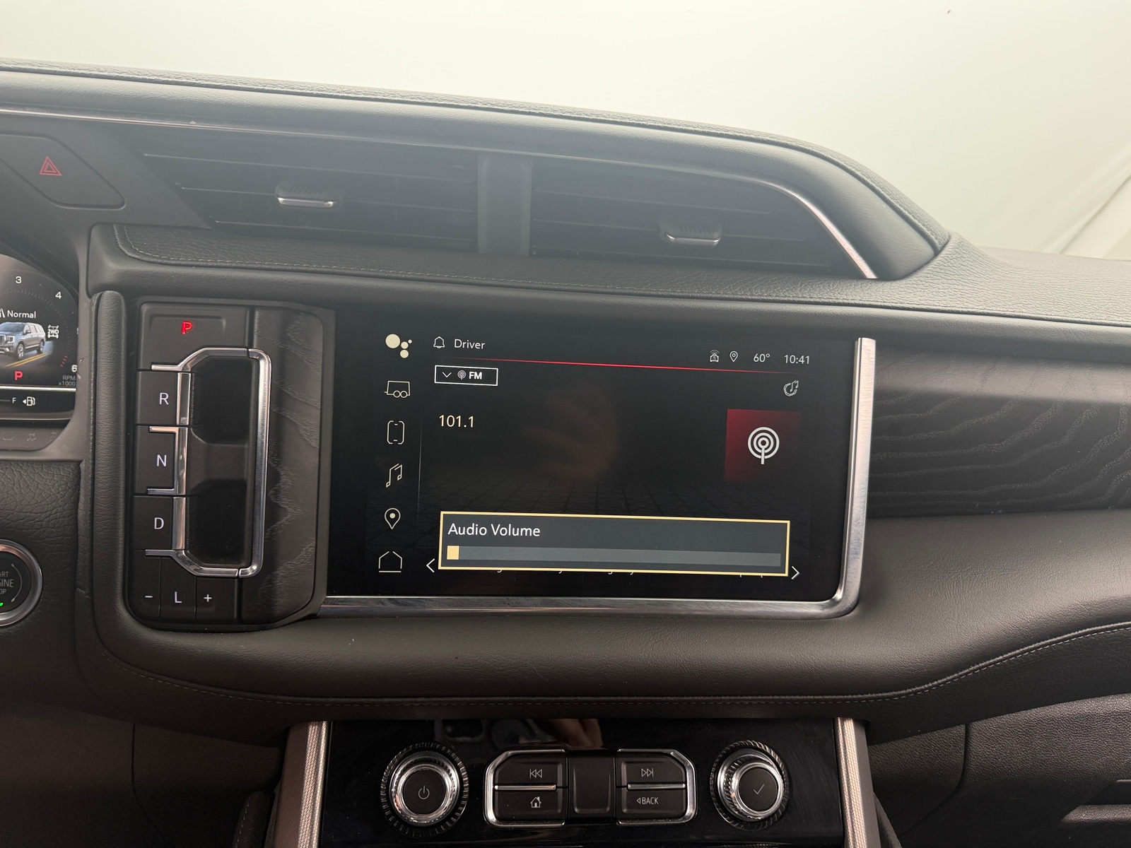 Thumbnail: 2024 GMC Yukon - 3