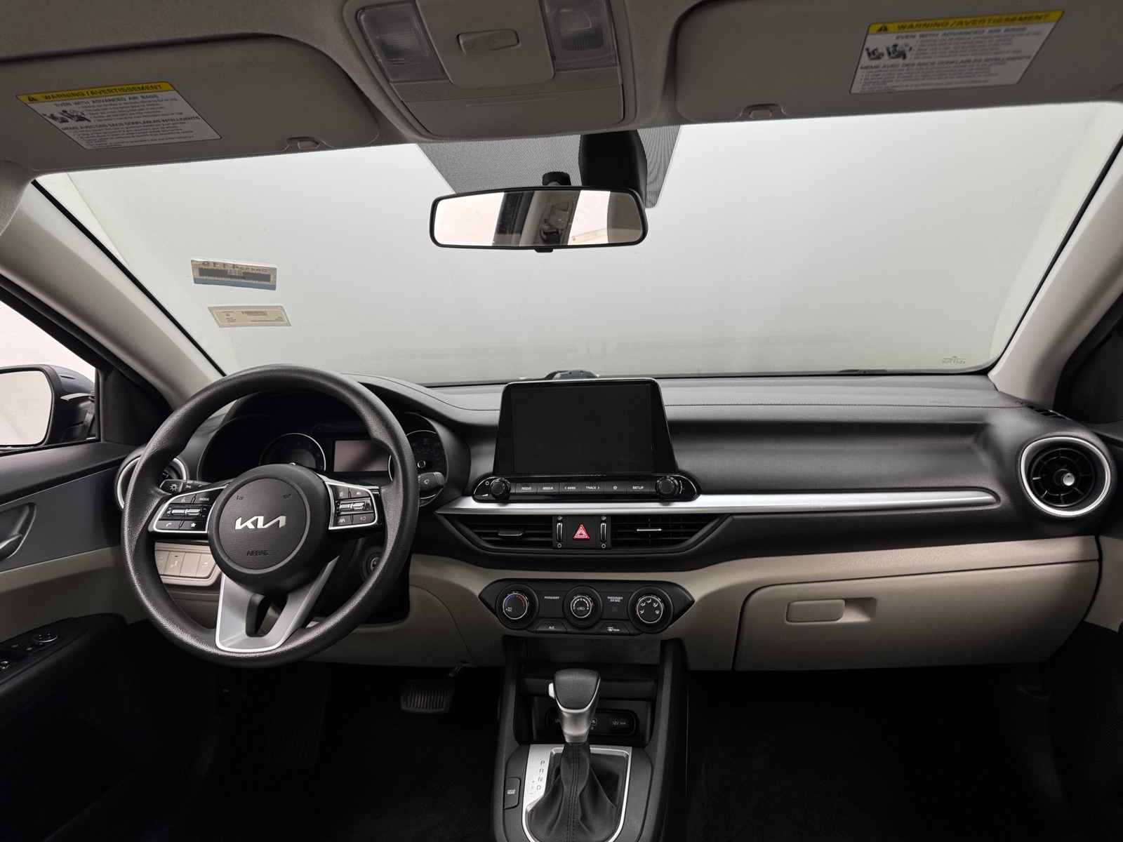 Thumbnail: 2023 Kia Forte - 3