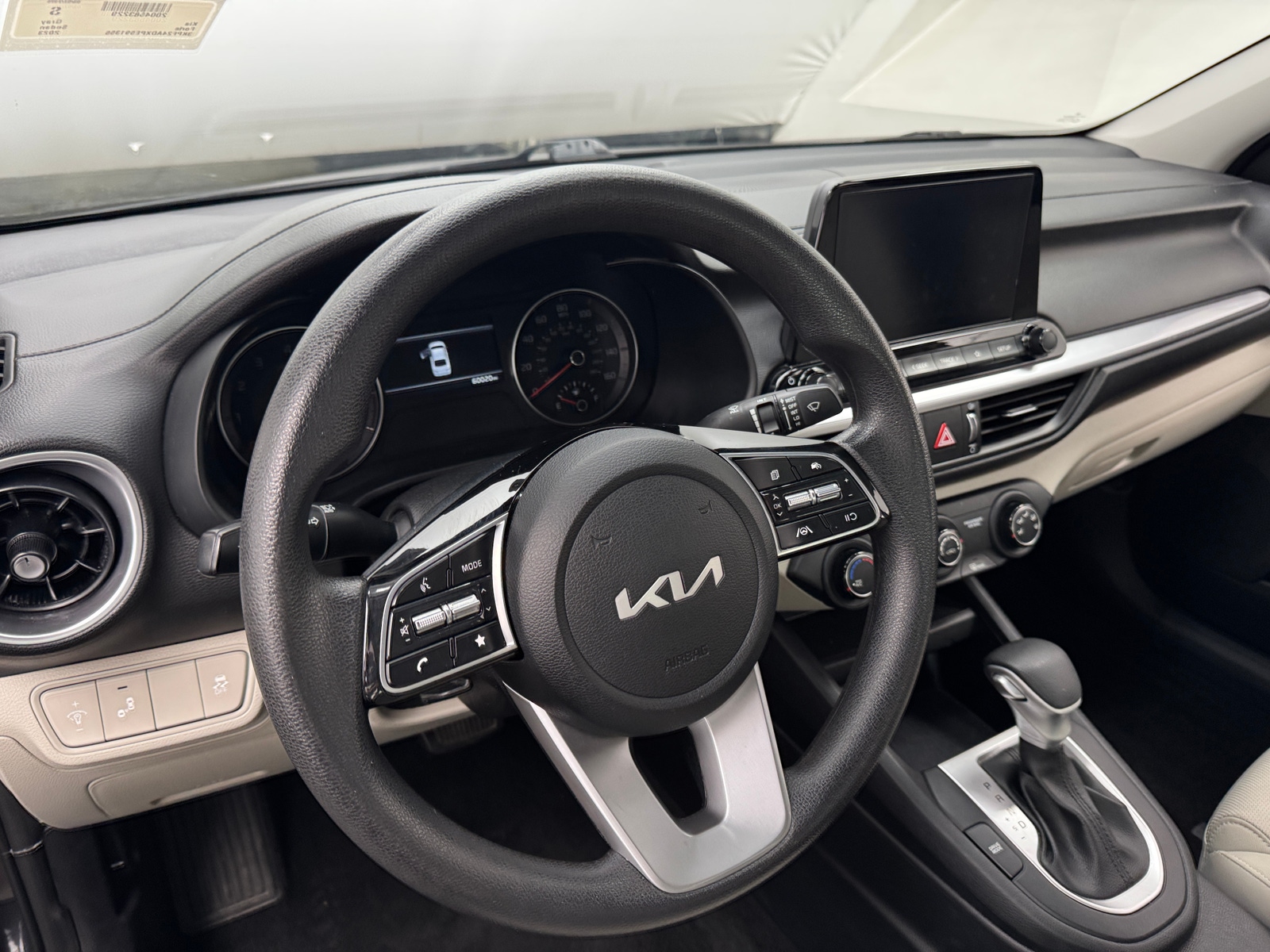 Thumbnail: 2023 Kia Forte - 5