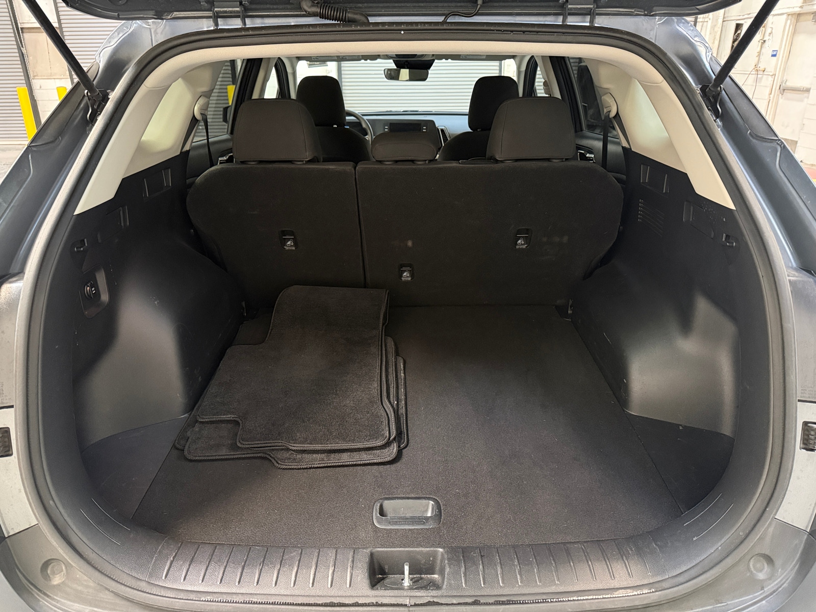 Thumbnail: 2025 Kia Sportage - 7